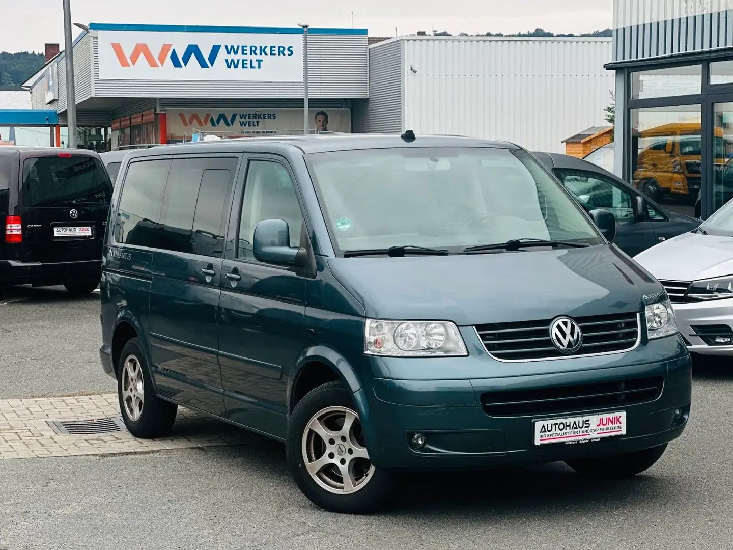 Volkswagen T5 Multivan Atlantis Gris - 2