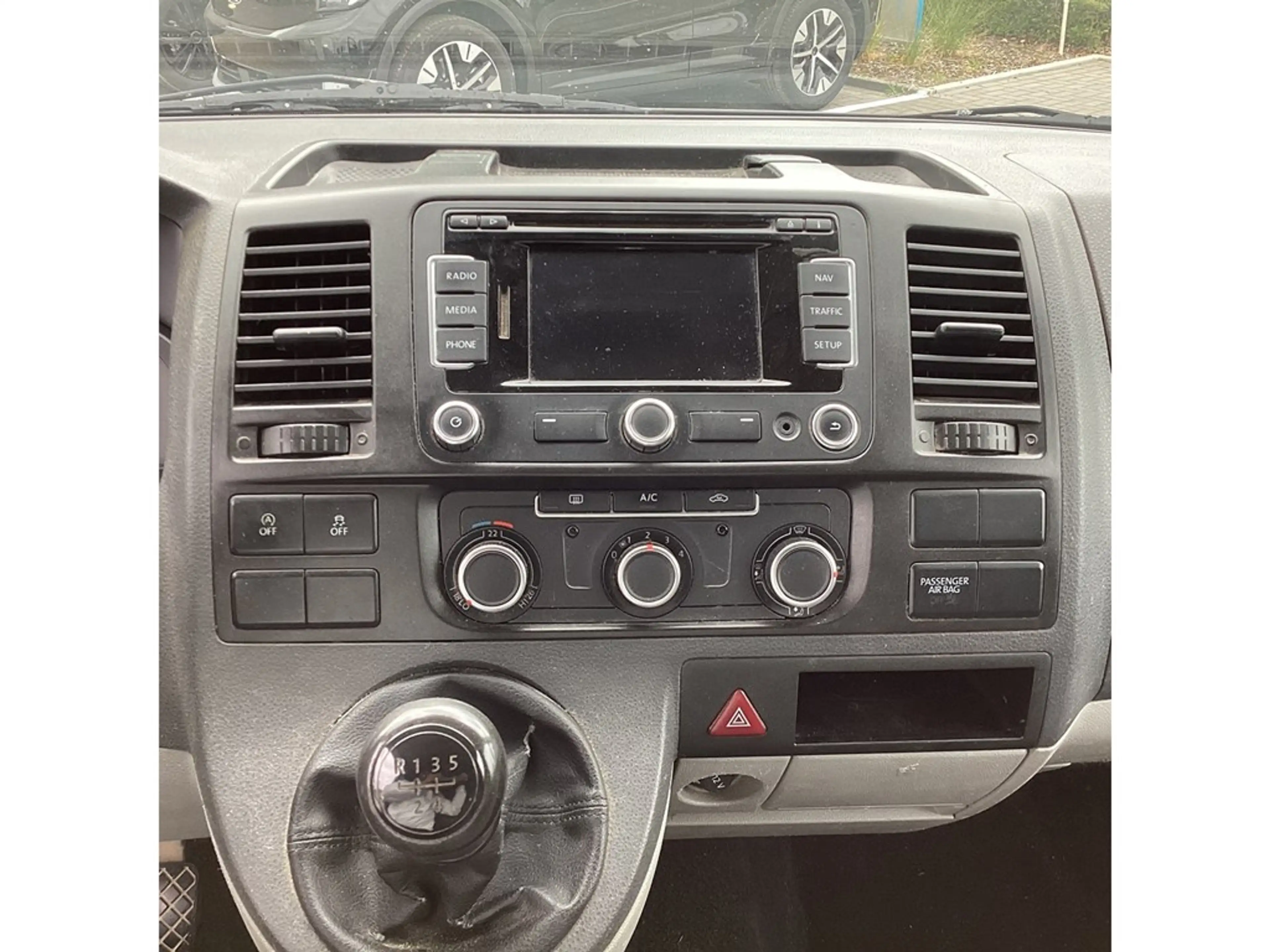 Volkswagen Transporter Enkel voor professionele verkoop. — photo 7
