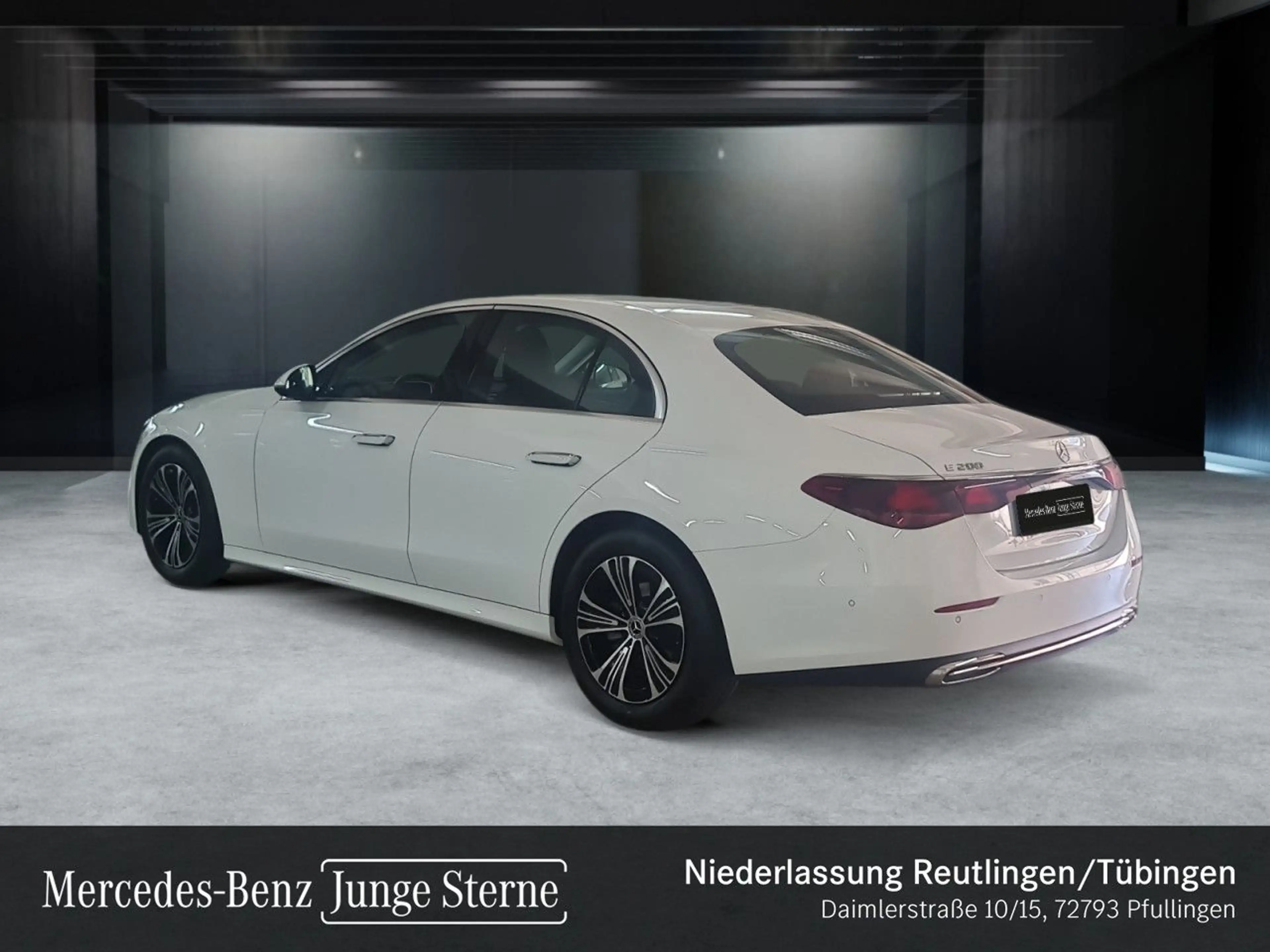 Mercedes-Benz E 200 Avantgarde LED Kamera Spurhalt-Ass PTS 9G — photo 8