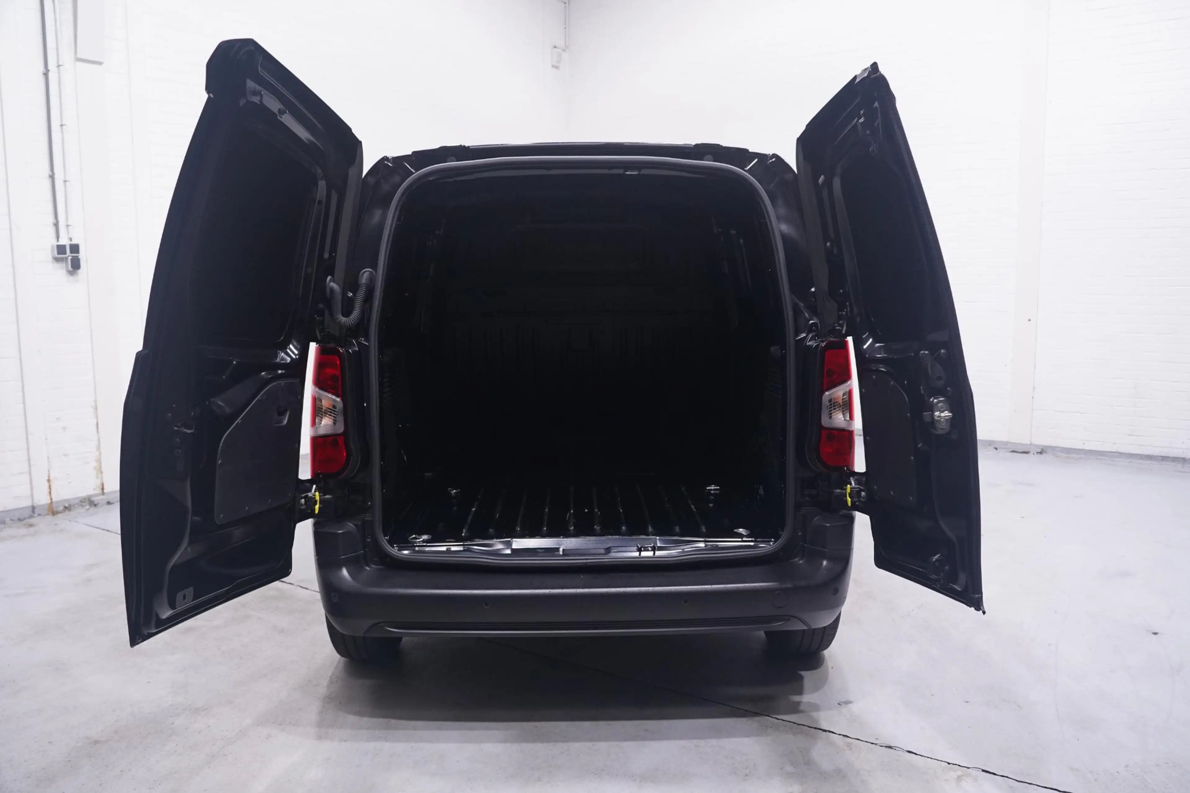 Peugeot Partner 1.5 BlueHDi 102 pk L1 Nwe Model Airco, Apple Carpl — photo 12