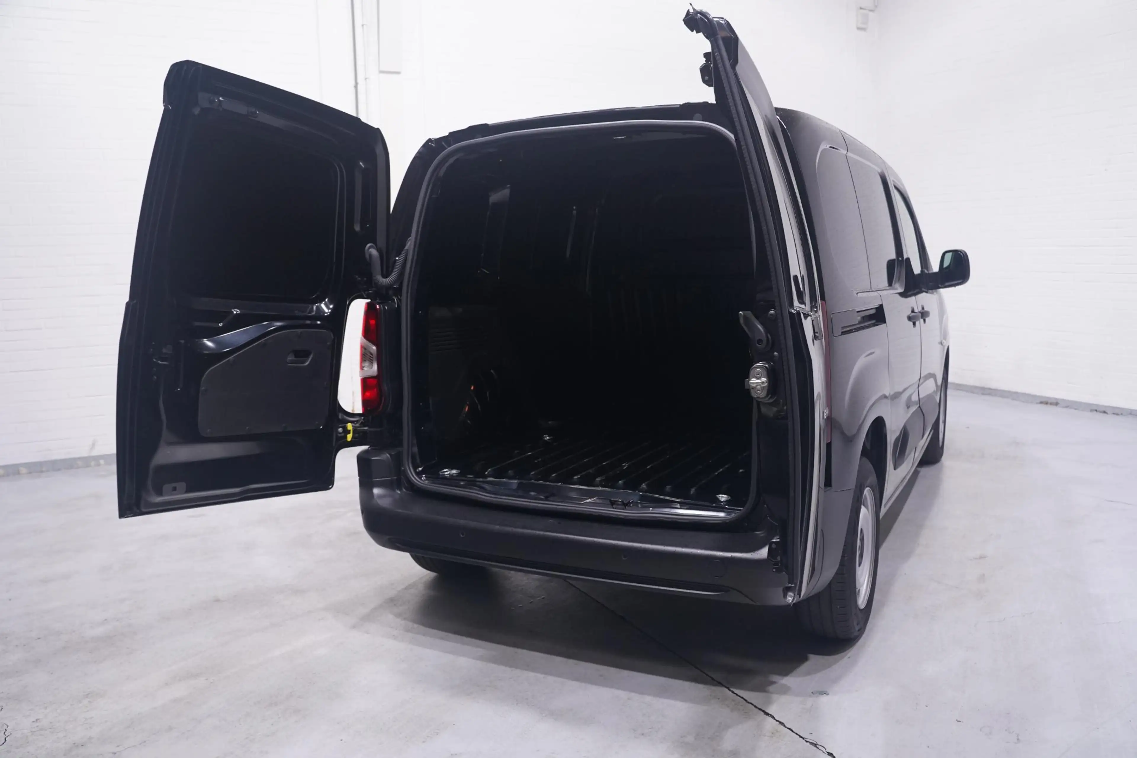 Peugeot Partner 1.5 BlueHDi 102 pk L1 Nwe Model Airco, Apple Carpl — photo 13