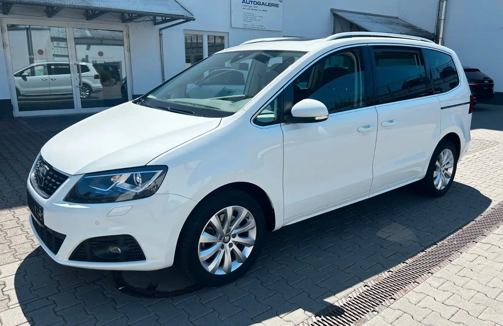 SEAT Alhambra Style DSG 7SITZER/R-CAM/PANO/ACC/ELTÜRE Blanc - 1