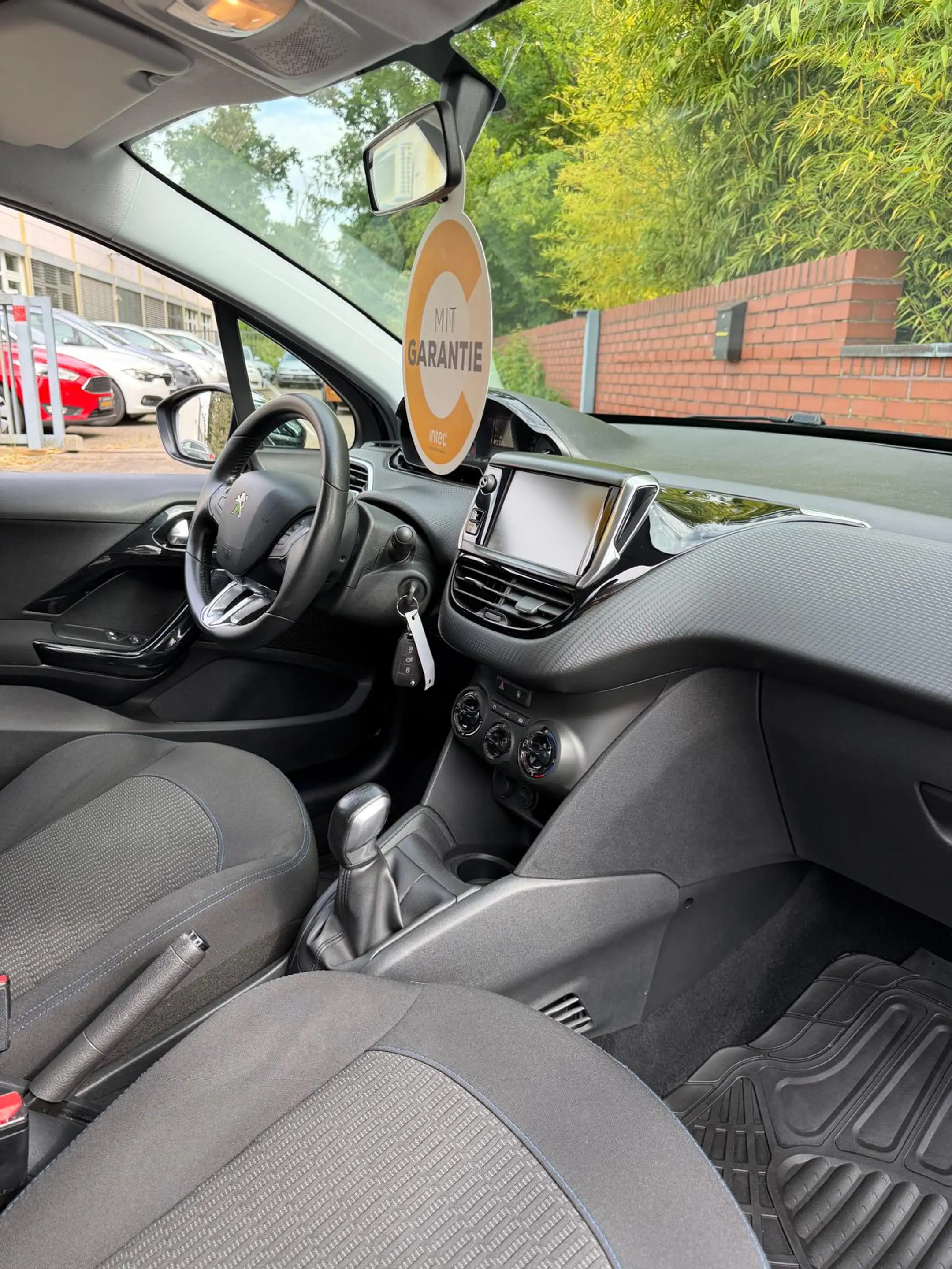 Peugeot 208 Style /1-Hand /TÜV & Inspektion neu /Garantie — photo 8
