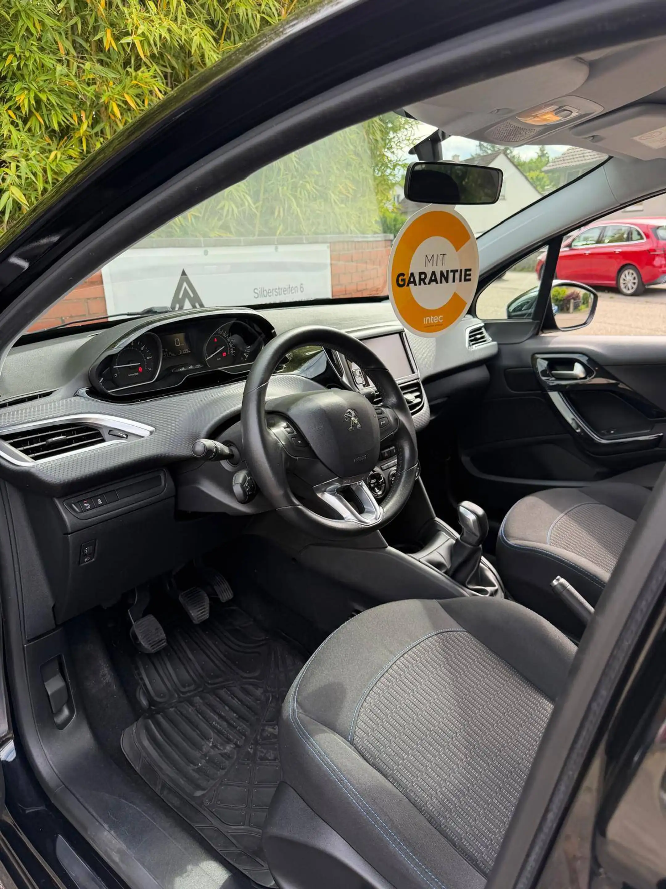Peugeot 208 Style /1-Hand /TÜV & Inspektion neu /Garantie — photo 9