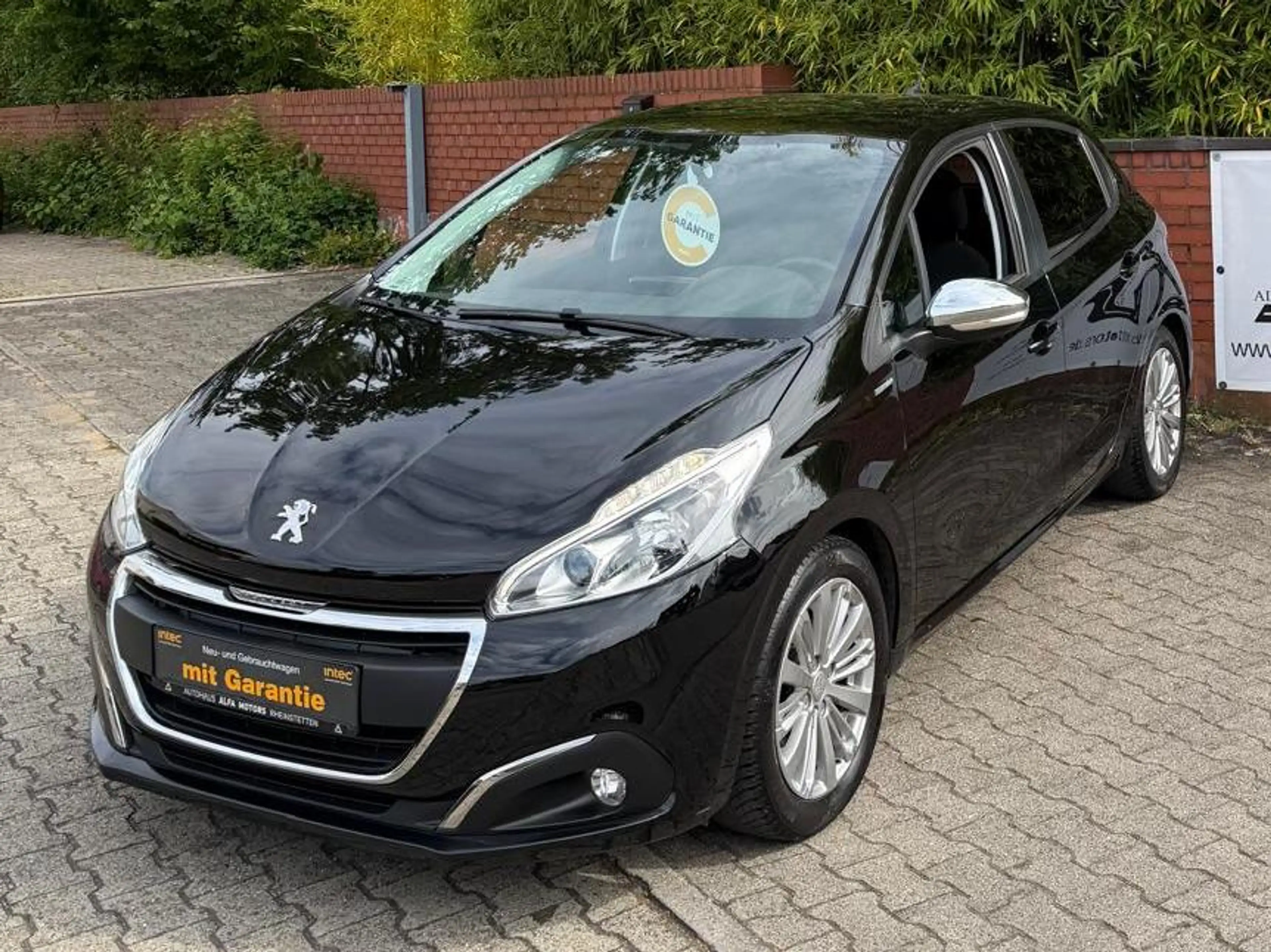 Peugeot 208 Style /1-Hand /TÜV & Inspektion neu /Garantie
