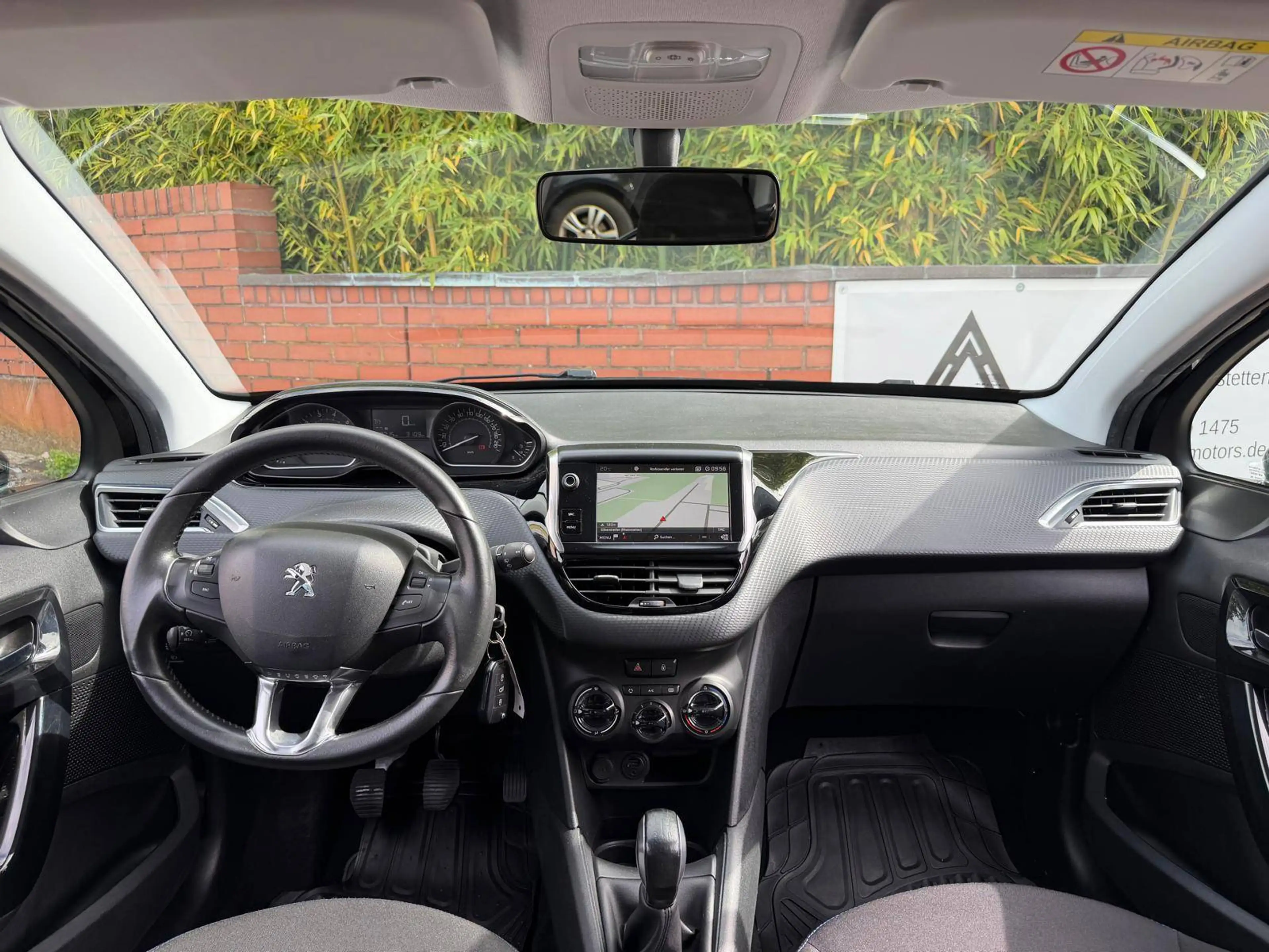 Peugeot 208 Style /1-Hand /TÜV & Inspektion neu /Garantie — photo 11
