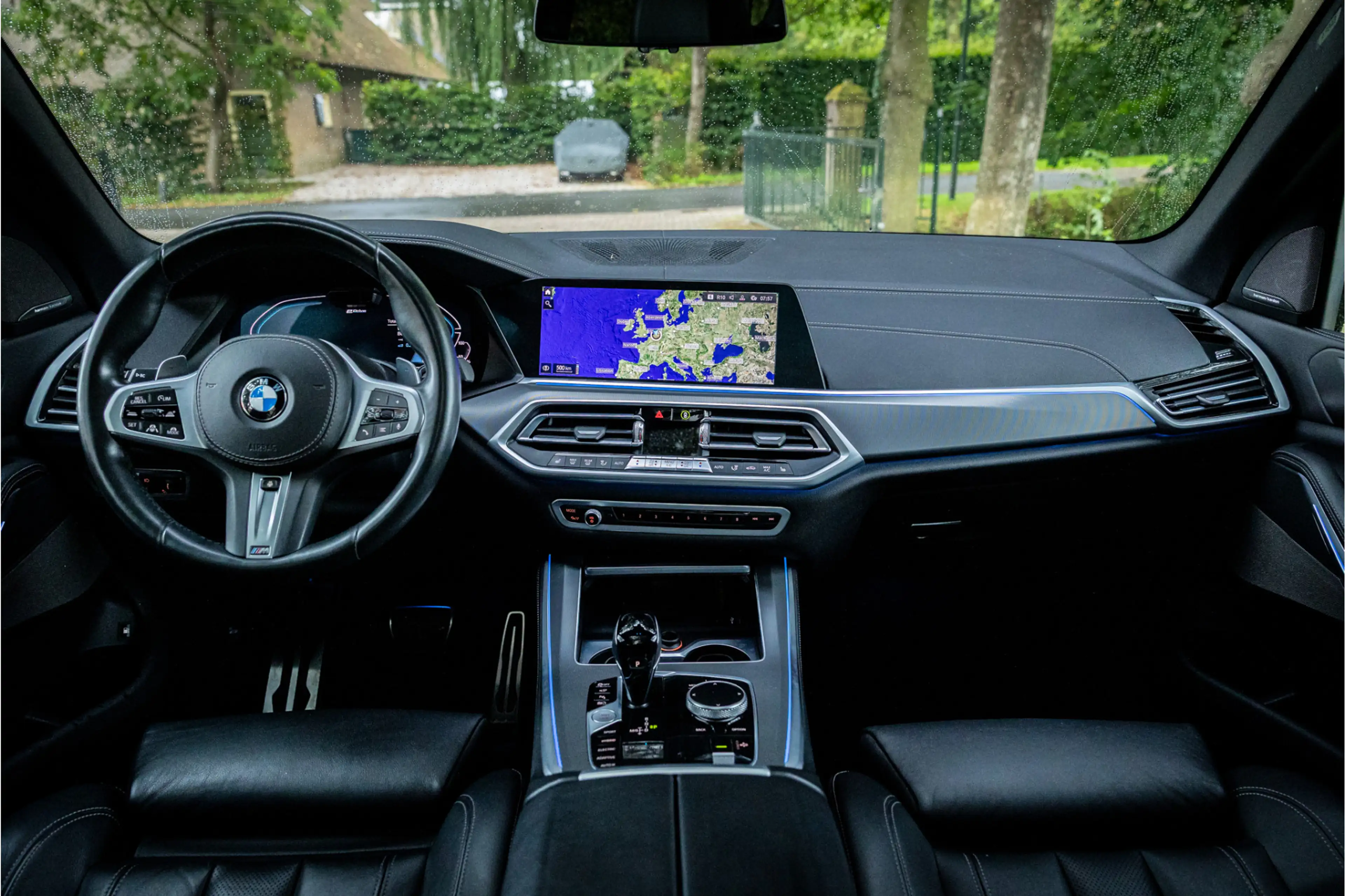 BMW X5 xDrive45e M Sport Sky Lounge Laser Soft Close 22" — photo 8