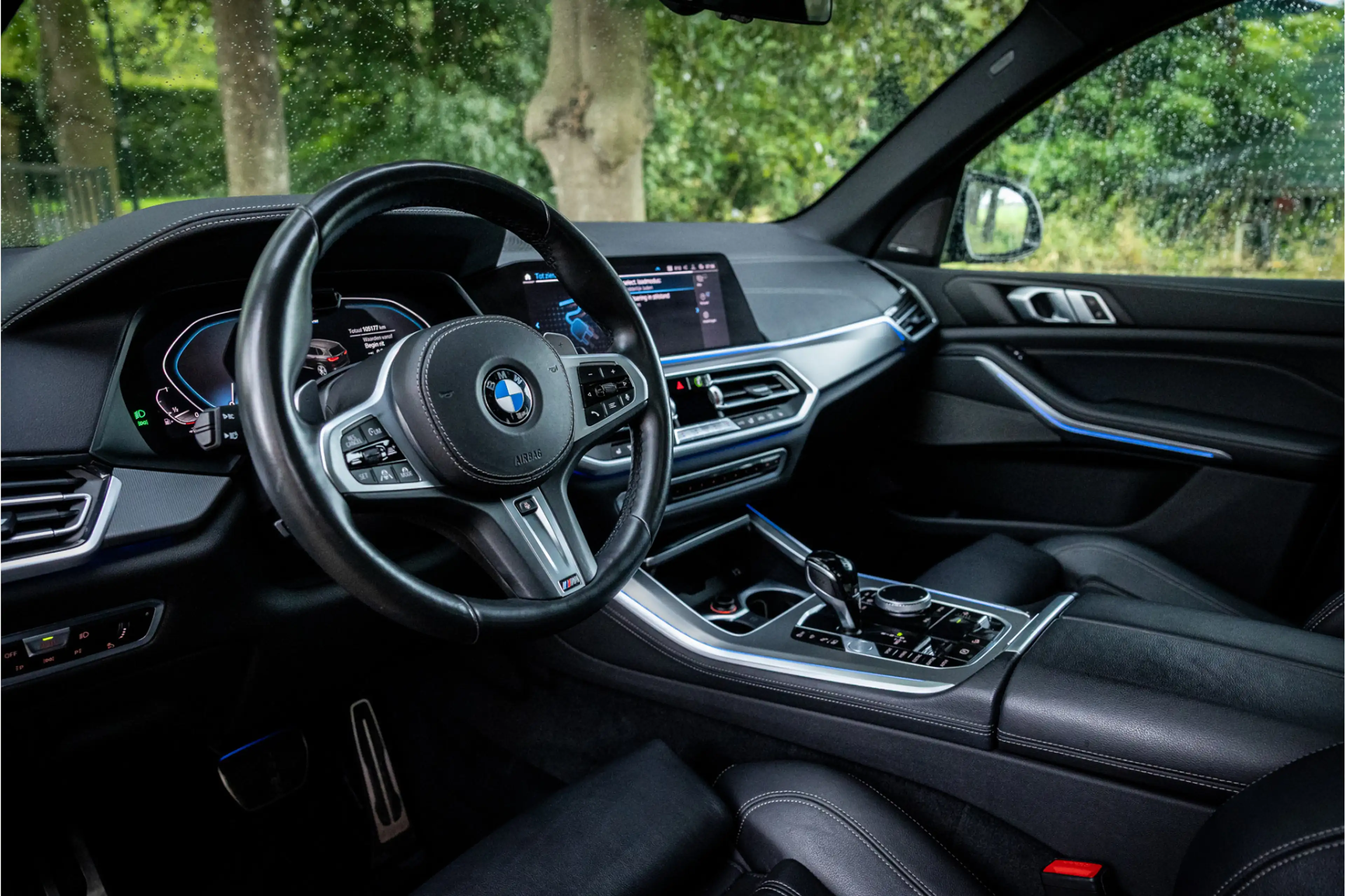BMW X5 xDrive45e M Sport Sky Lounge Laser Soft Close 22" — photo 5