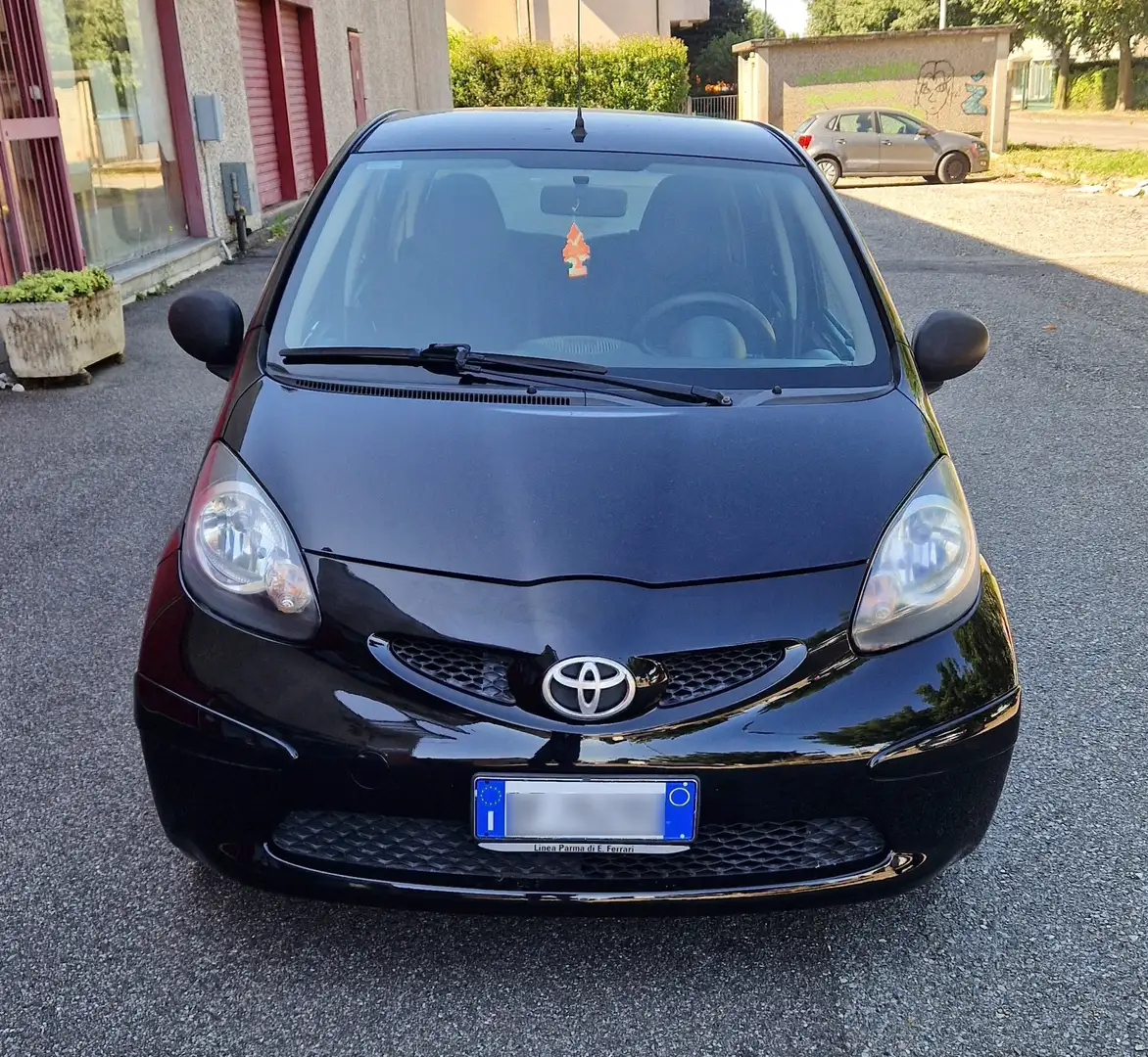 Toyota Aygo 5 porte 1.0 benzina - Ok neopatentati - 2007 Nero - 2