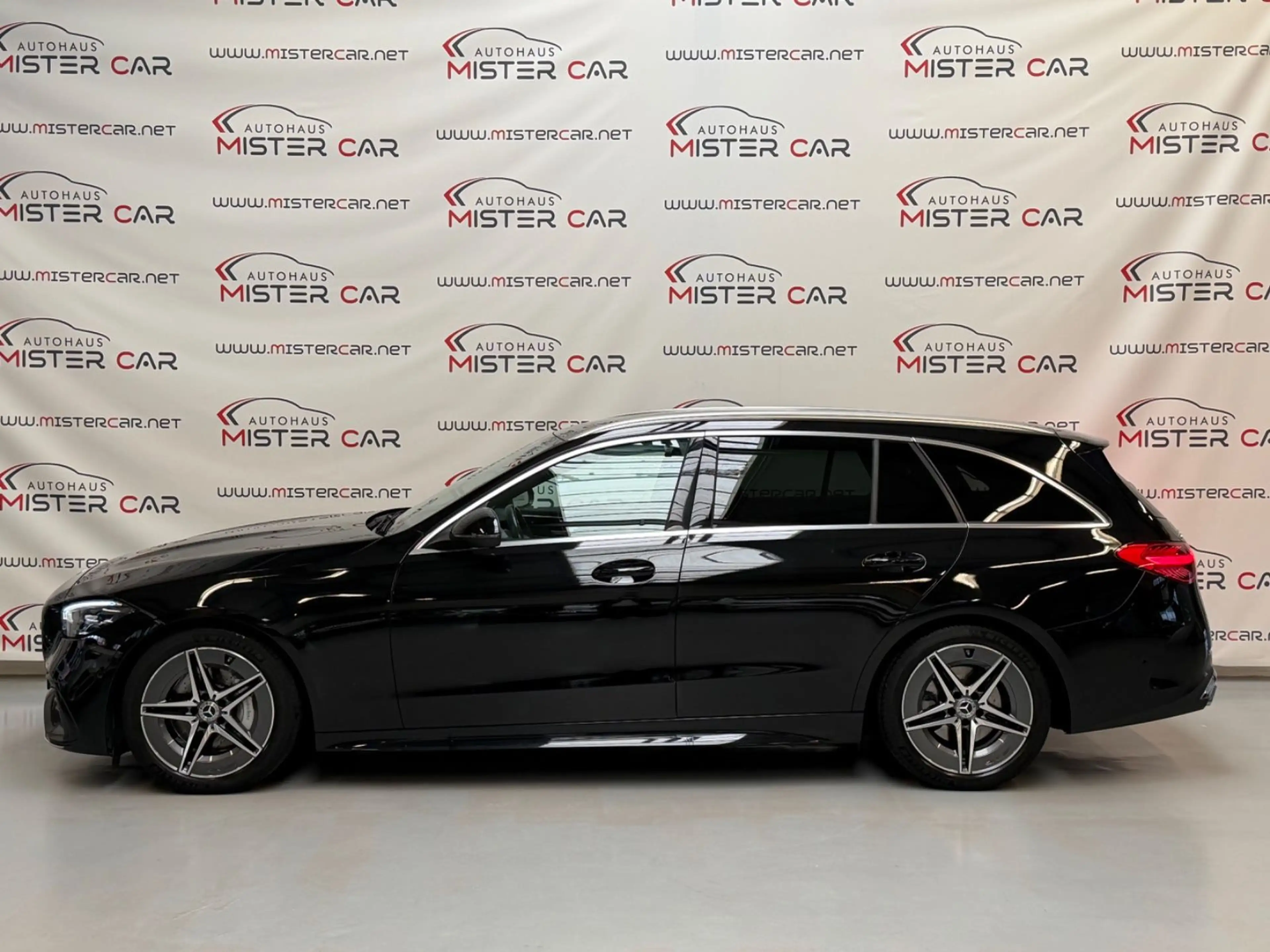 Mercedes-Benz C 200 T AMG LINE WIDE/LED/MBUX/AHK/NAVI/SPUR/TOT — photo 2