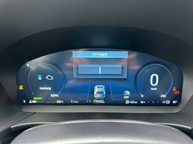 Ford Kuga view 12