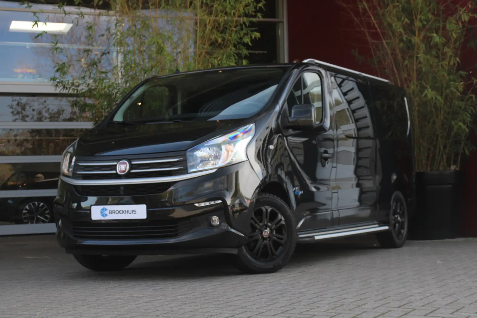 Fiat Talento 2.0 MultiJet L2H1 Business Pro DC 154PK | Leer | S Noir - 1
