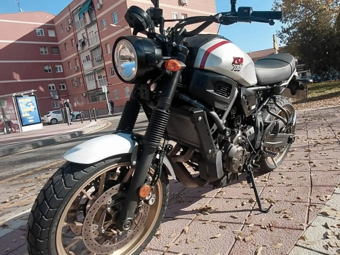 Yamaha XSR 700 XSR700X tribute Gris - 1