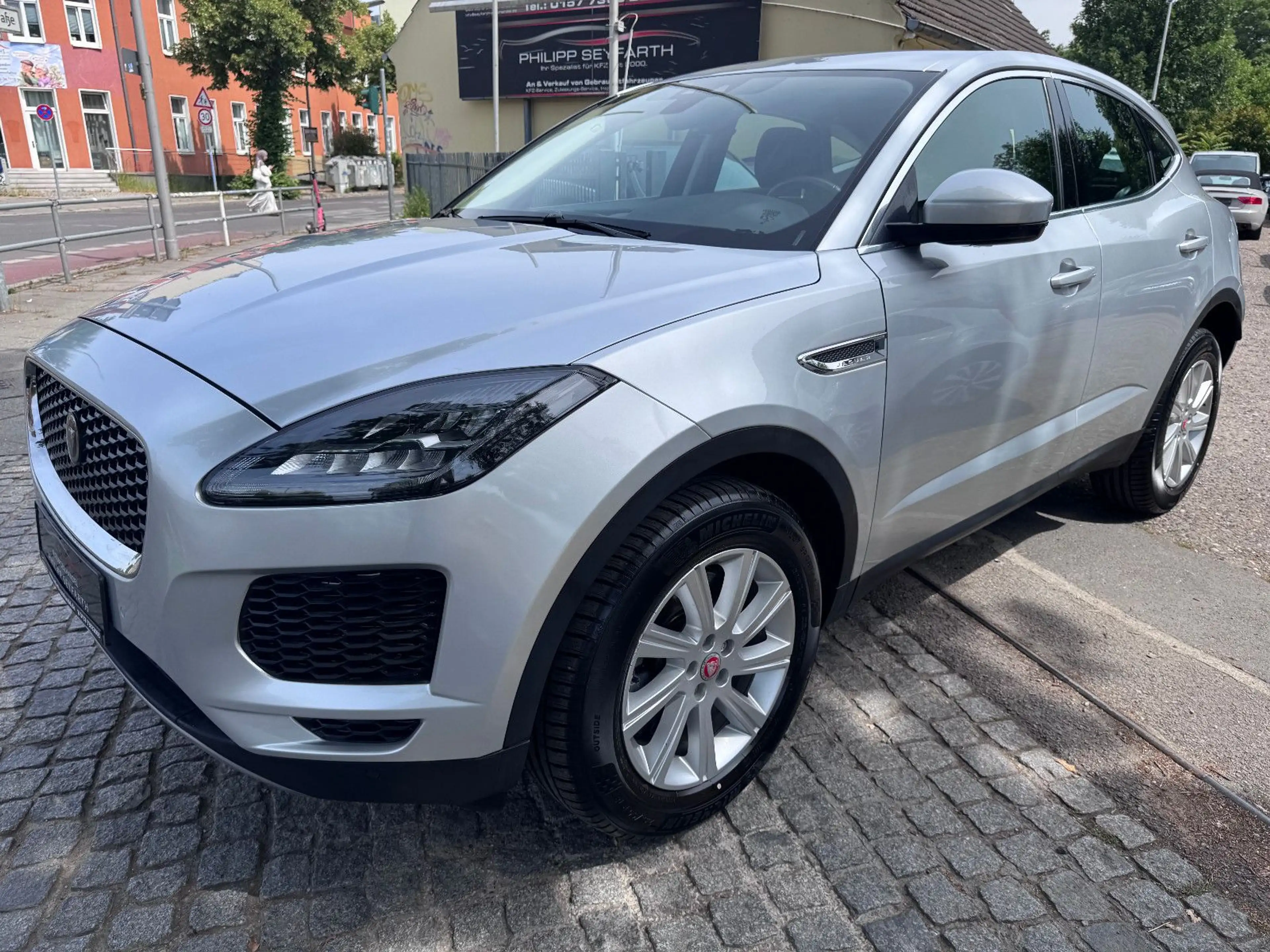 Jaguar E-Pace E-PACE S AWD*KAMERA*LEDER*NAVI*