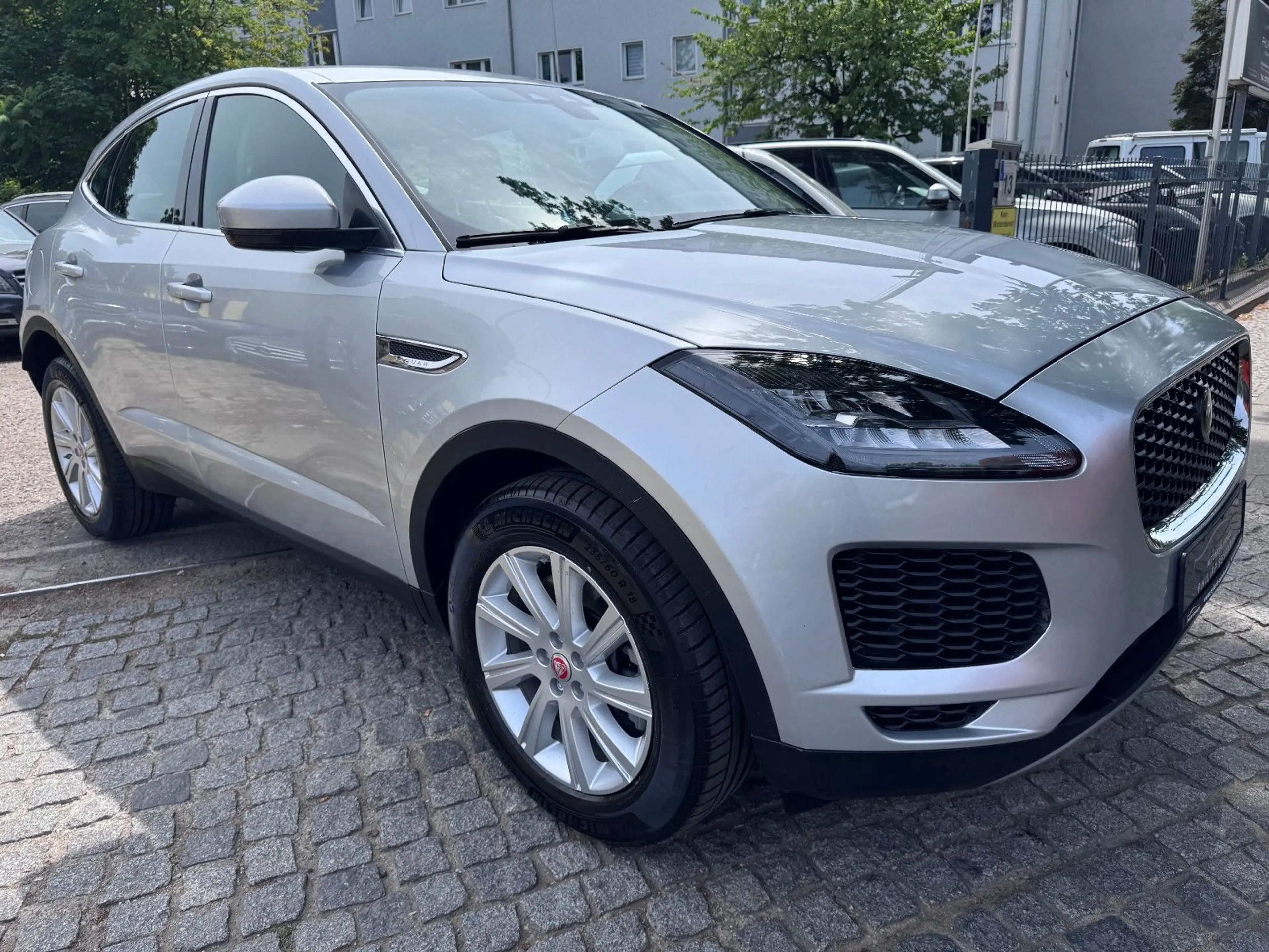 Jaguar E-Pace E-PACE S AWD*KAMERA*LEDER*NAVI* — photo 5