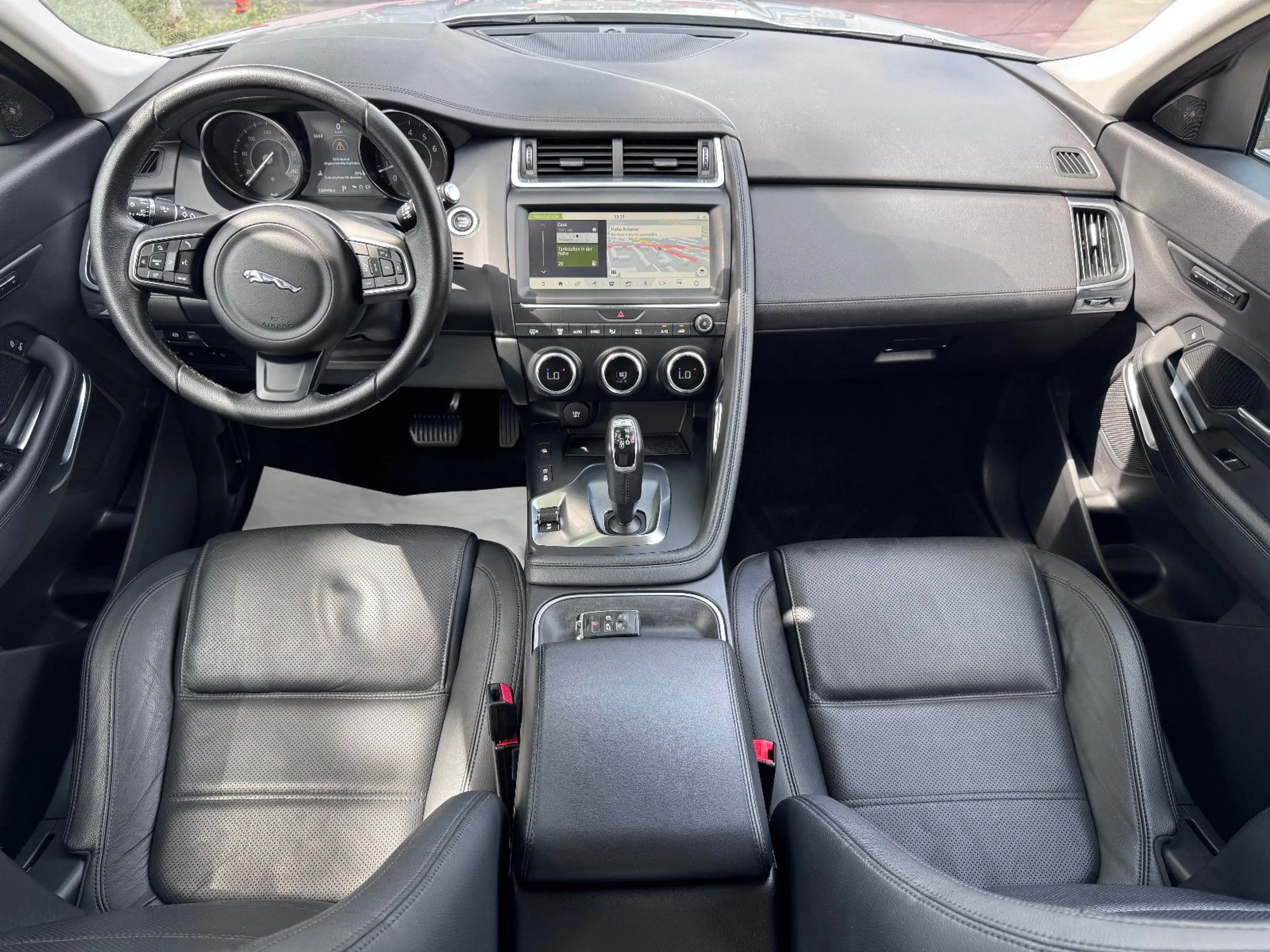 Jaguar E-Pace E-PACE S AWD*KAMERA*LEDER*NAVI* — photo 2
