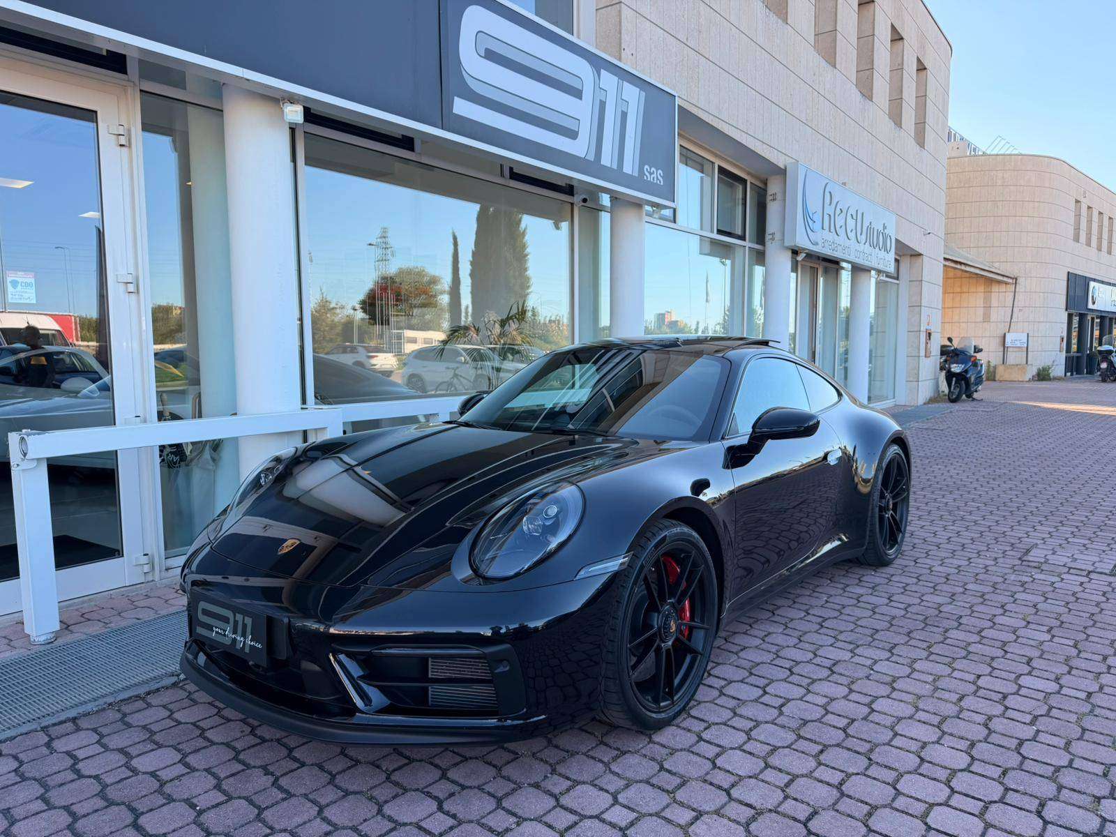 Porsche 911