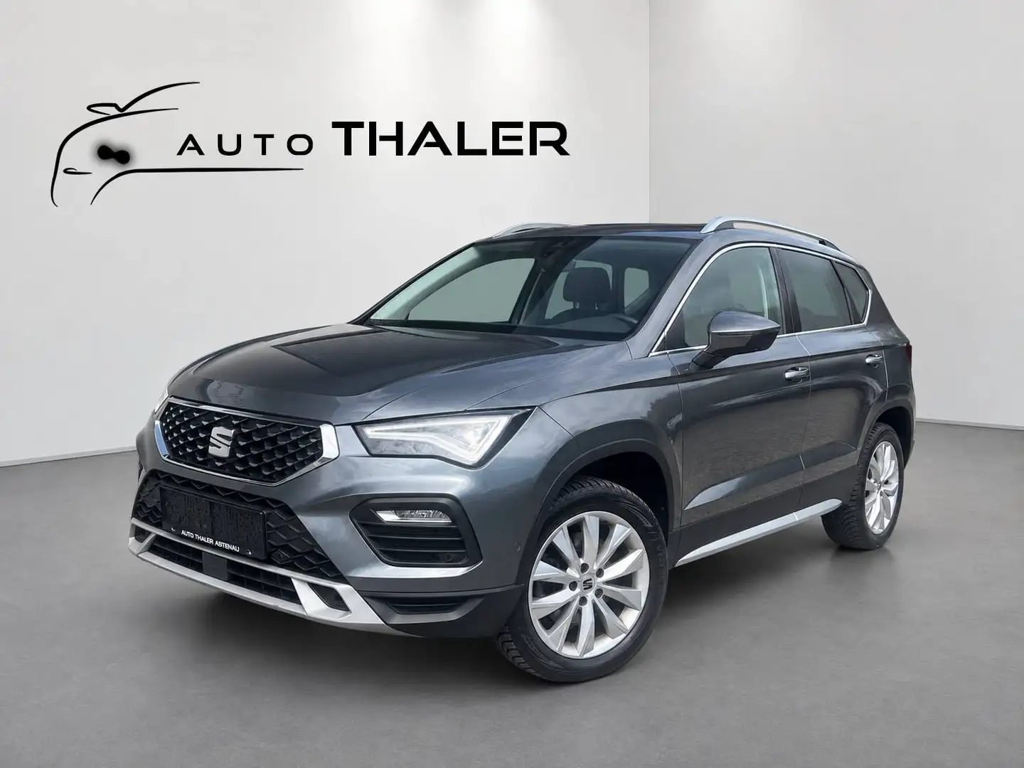 SEAT Ateca 2,0 Xperience 4WD TDI DSG Grau - 1