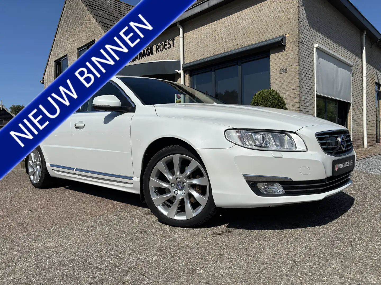 Volvo S80 2.0 T5 Automaat Summum Trekhaak / Schuifdak / Lede Wit - 1