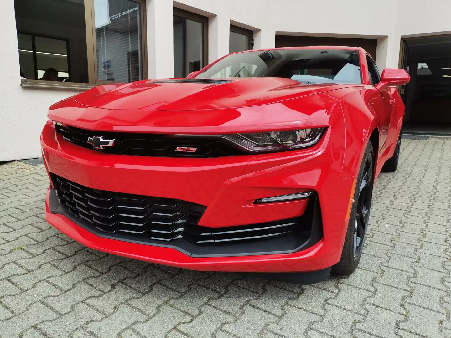 Chevrolet Camaro V8 Coupe Roşu - 1