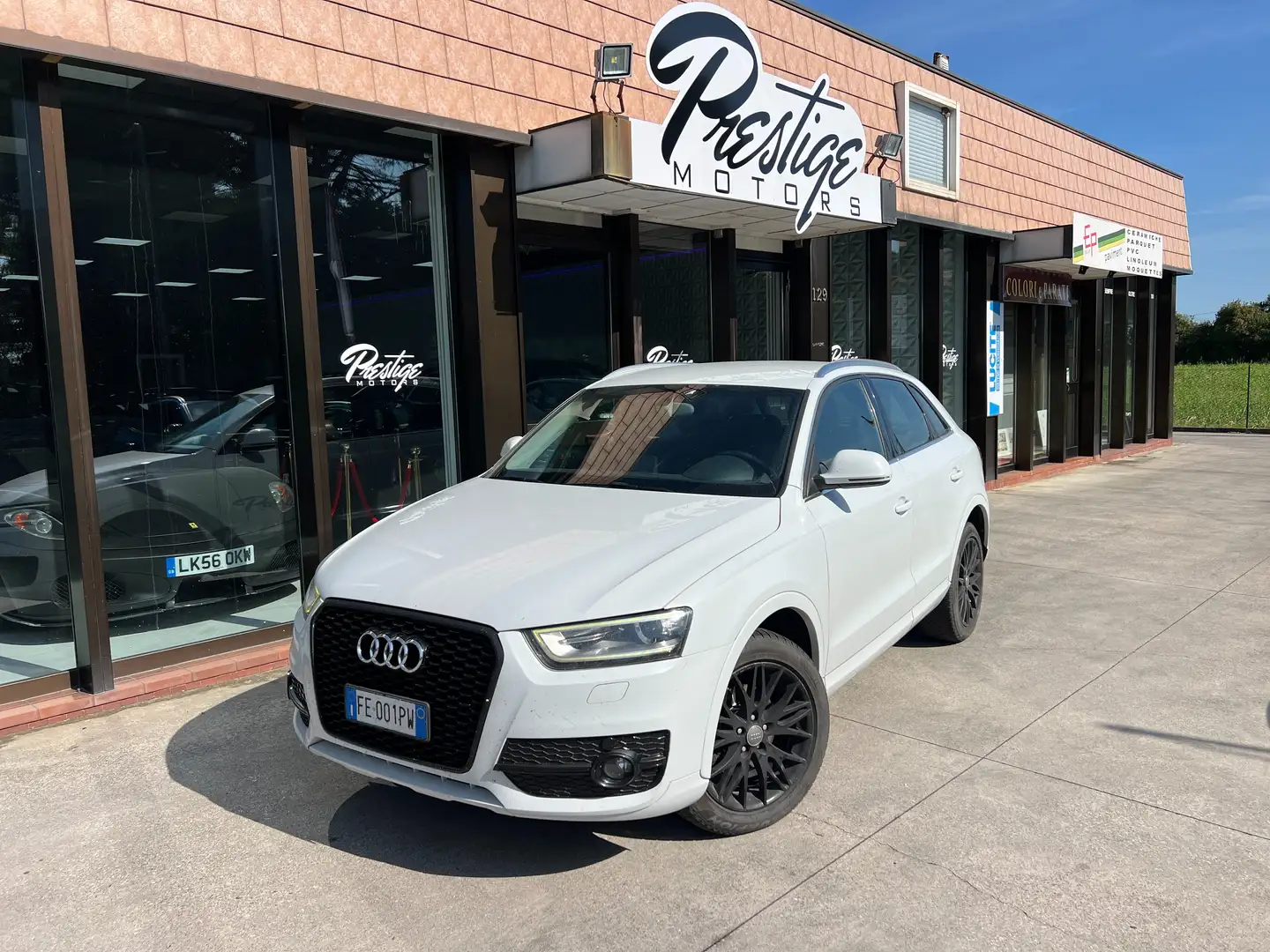 Audi Q3 Q3  2.0 tdi 140cv White - 1