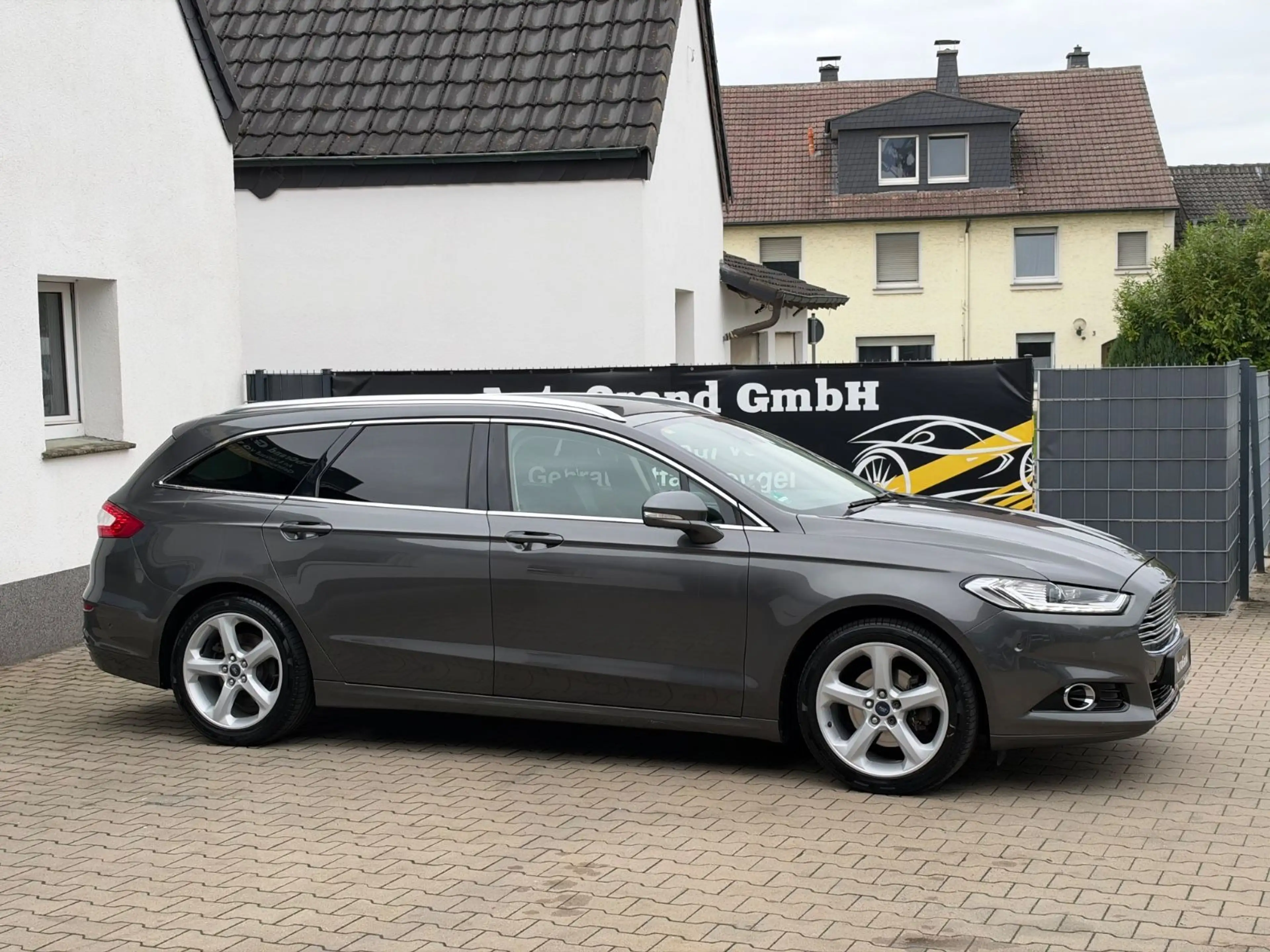 Ford Mondeo Turnier Titanium*Klima*Leder*LED*Assist* — photo 5
