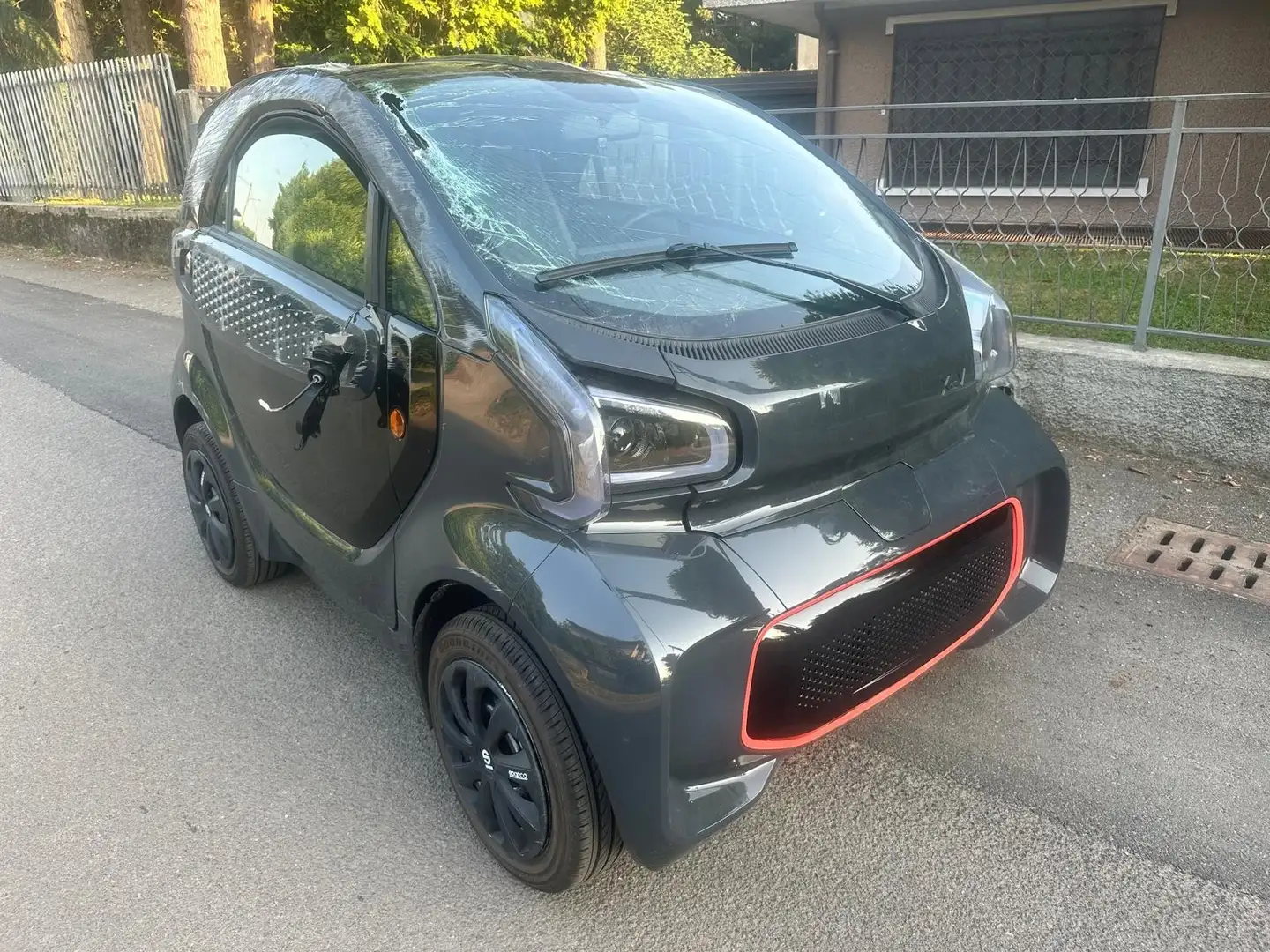 XEV Yoyo - 2