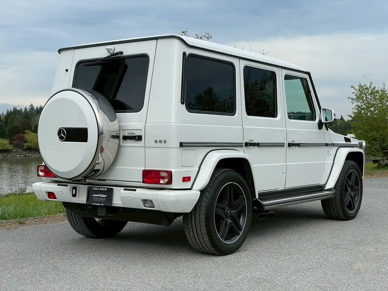 Mercedes-Benz G-Class снимка Mercedes-Benz G-Class