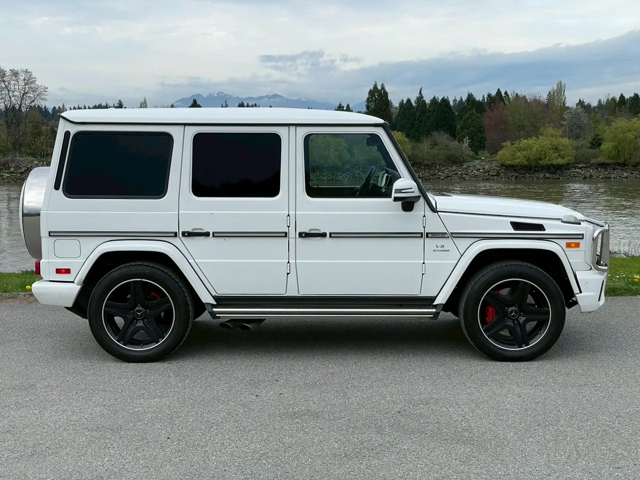 Mercedes-Benz G-Class снимка Mercedes-Benz G-Class