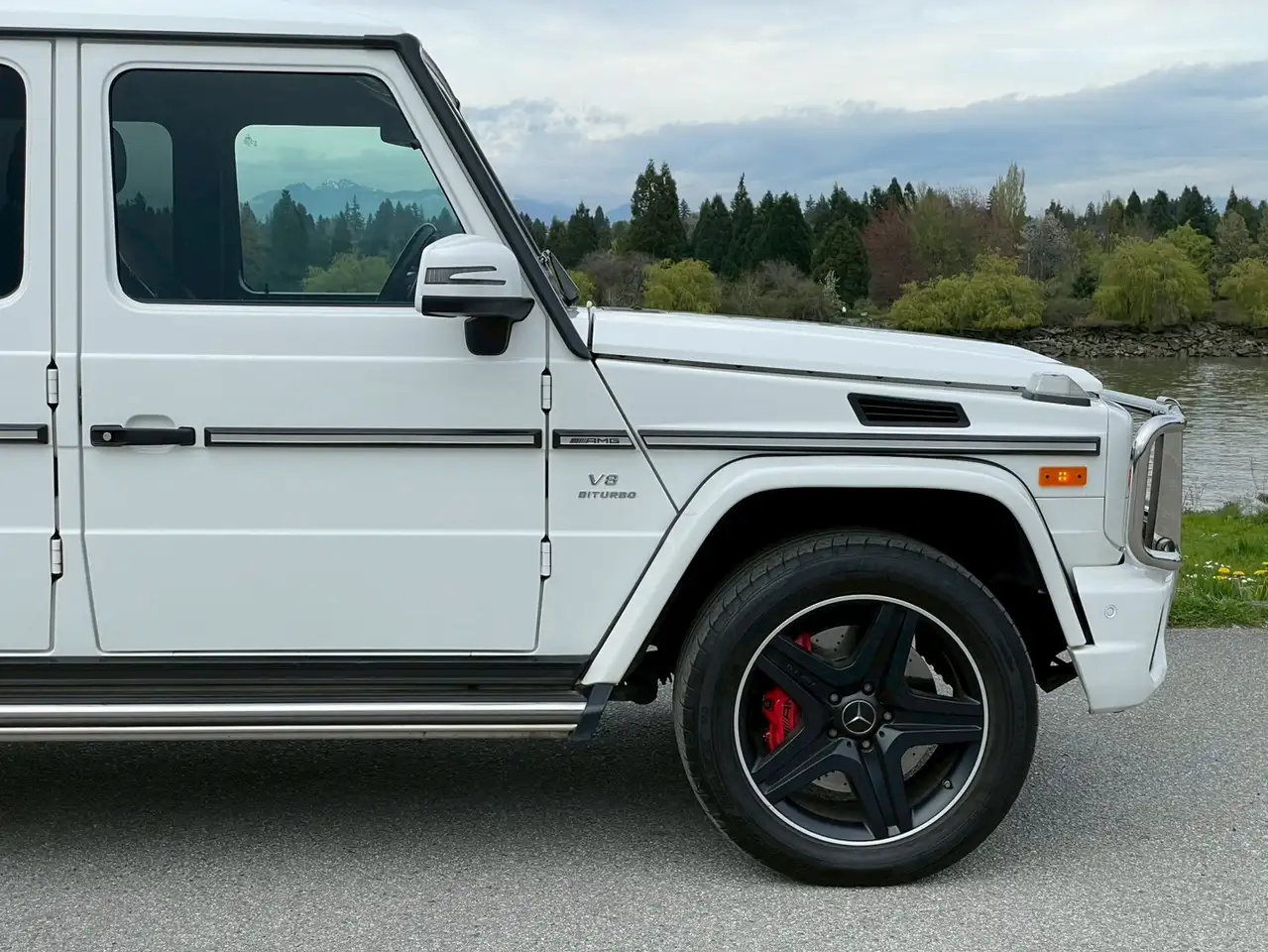 Mercedes-Benz G-Class снимка Mercedes-Benz G-Class