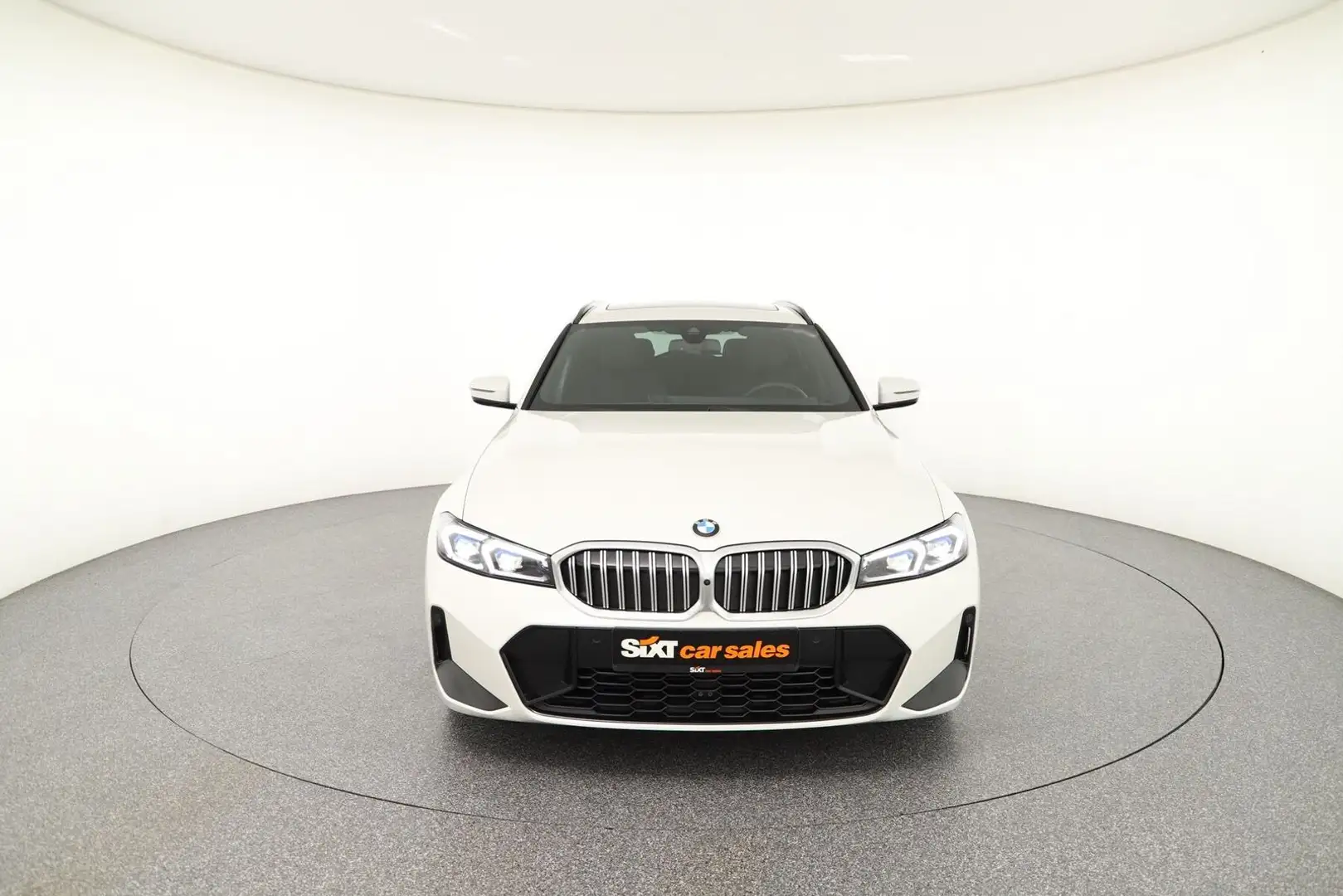 BMW 320 d xDr. M Sport LCPro|HUD|PAN|PAs+360|SHZG|AHK Weiß - 2