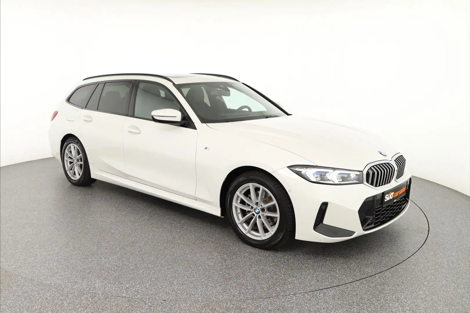 BMW 320 d xDr. M Sport LCPro|HUD|PAN|PAs+360|SHZG|AHK Weiß - 1