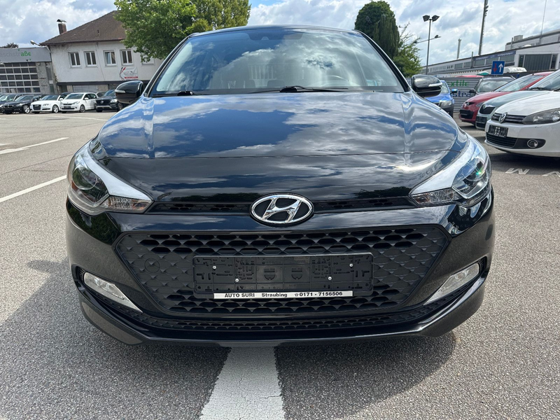 Hyundai i20 Intro Edition*1 HAND* — photo 2