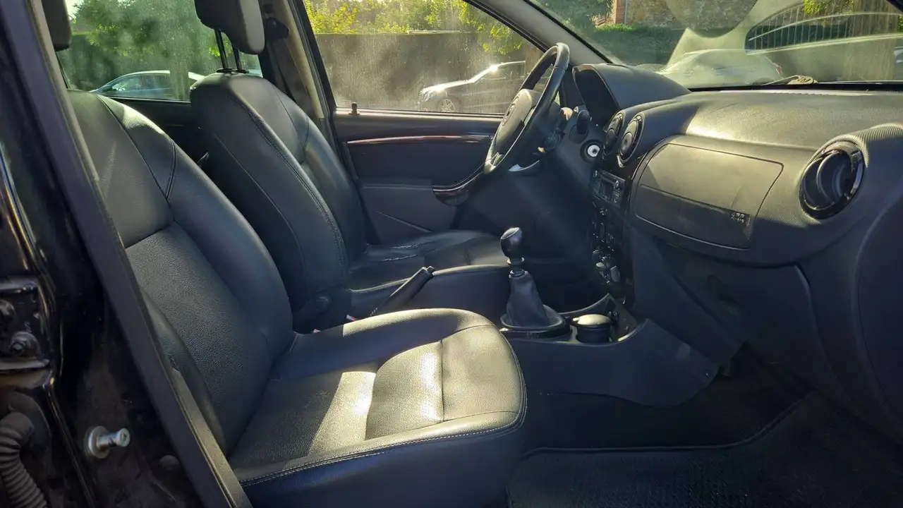 Dacia Duster — photo 27