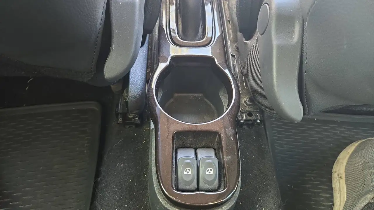 Dacia Duster — photo 29