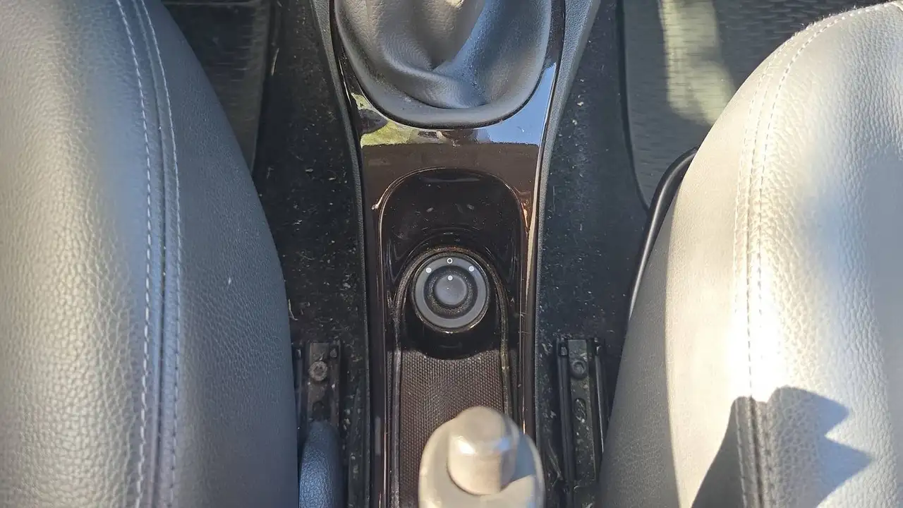 Dacia Duster — photo 26