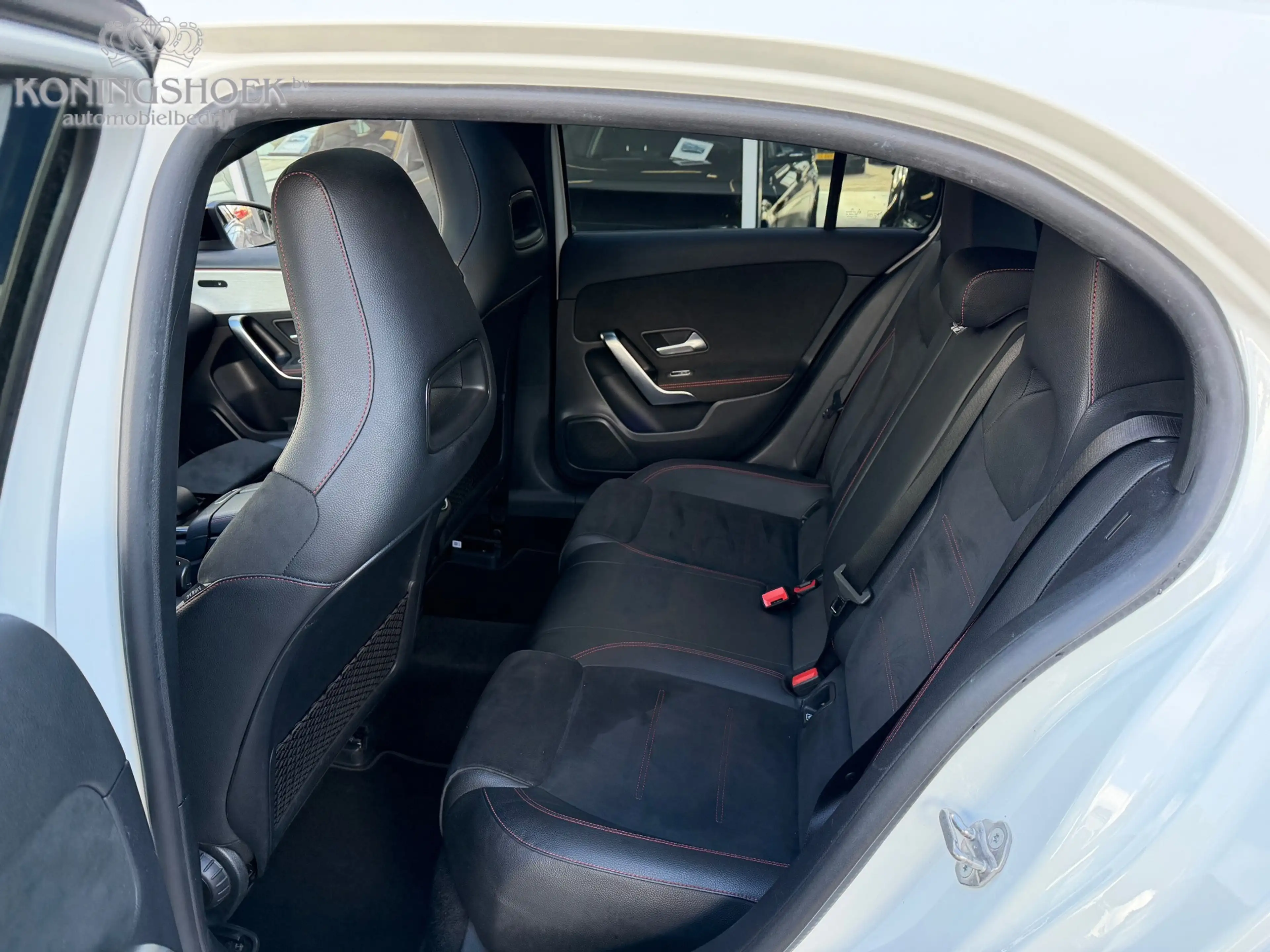 Mercedes-Benz A 180 Business Solution AMG — photo 13
