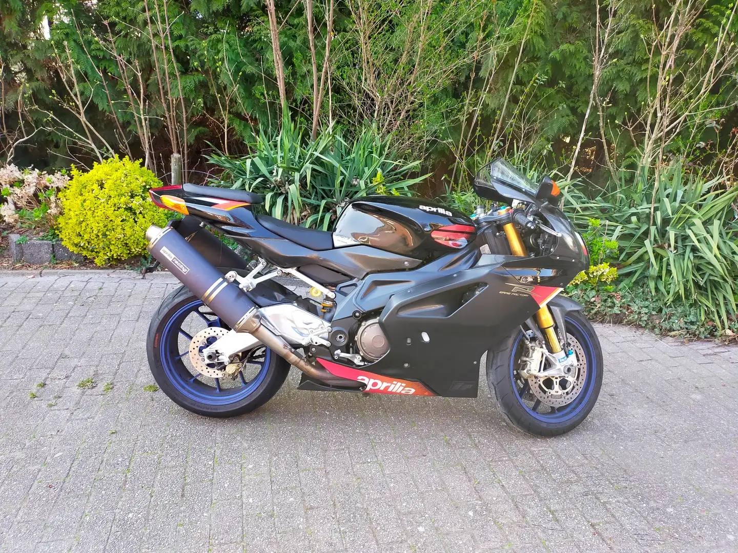 Aprilia RSV Mille Collins Edwards Noriyuki Haga Zwart - 2