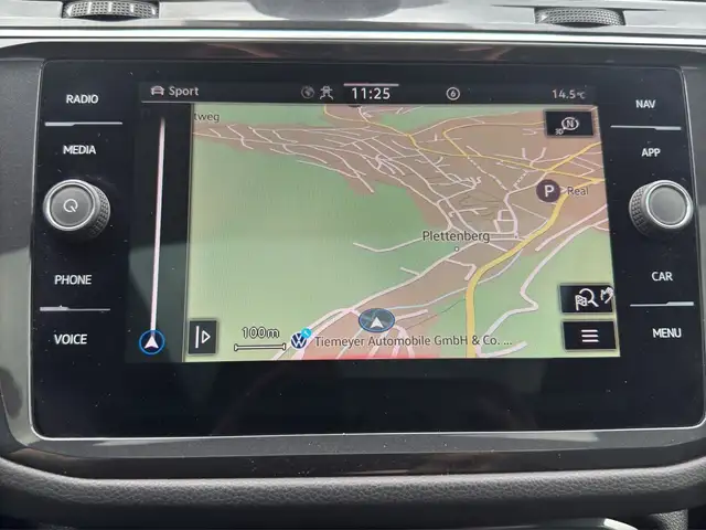 Volkswagen Tiguan view 15