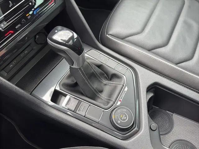Volkswagen Tiguan view 11