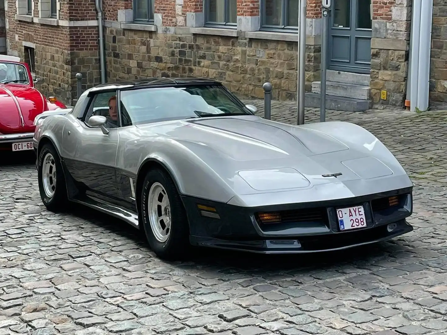 Corvette C3 5.7 V8 Carburateur 1981 Silber - 1