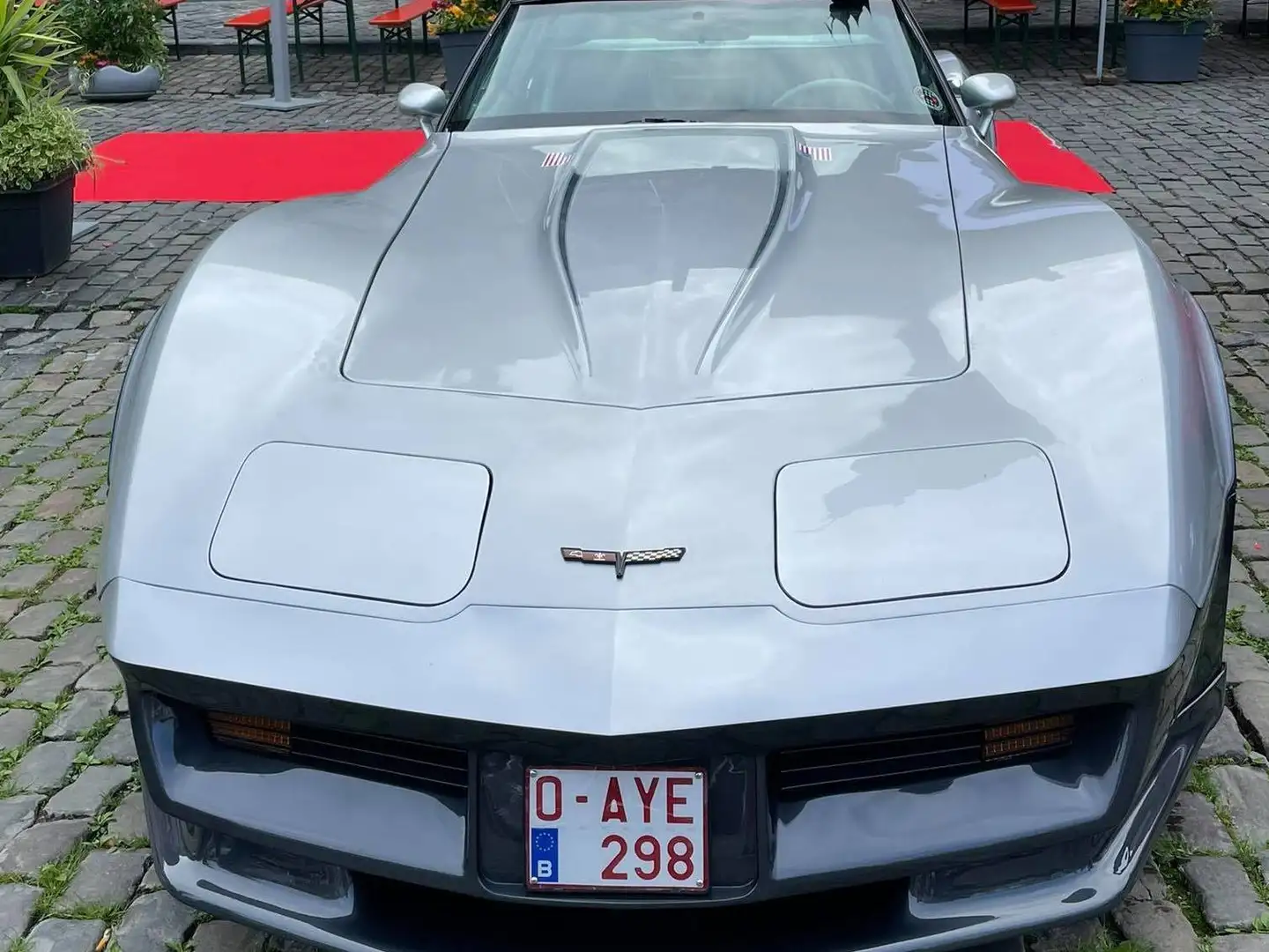 Corvette C3 5.7 V8 Carburateur 1981 Silber - 2
