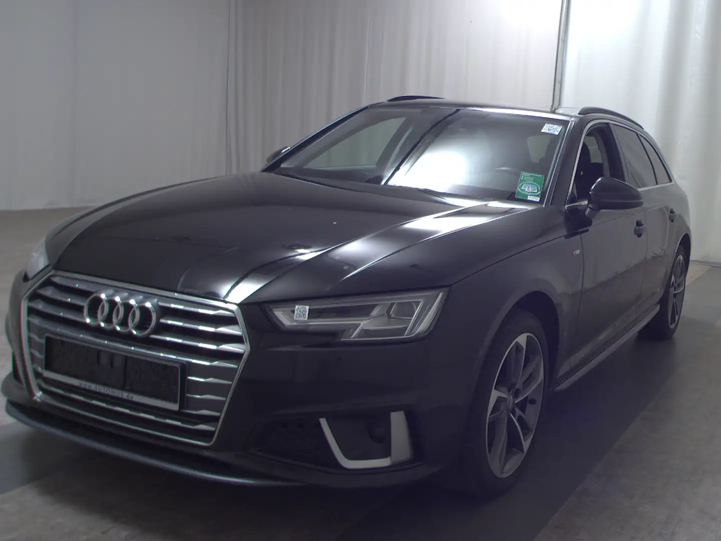 Audi A4 40 TDI Avant design S-Line Navi Pano vc LED Noir - 2