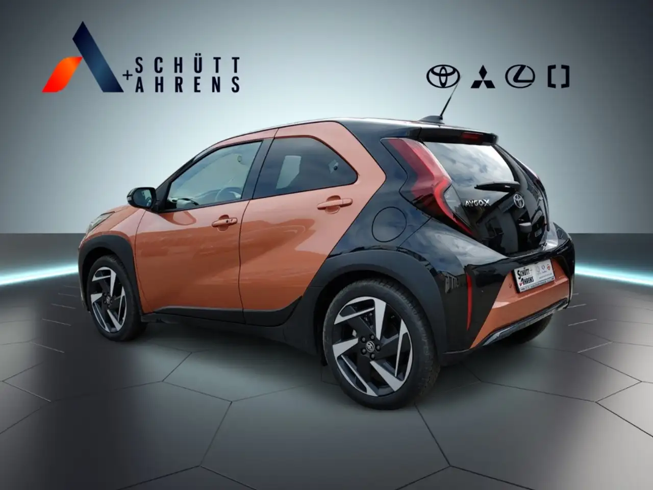 Toyota Aygo X Hybrid Lounge LED Keyless PDC SHZ Spurhalteass. JB 4
