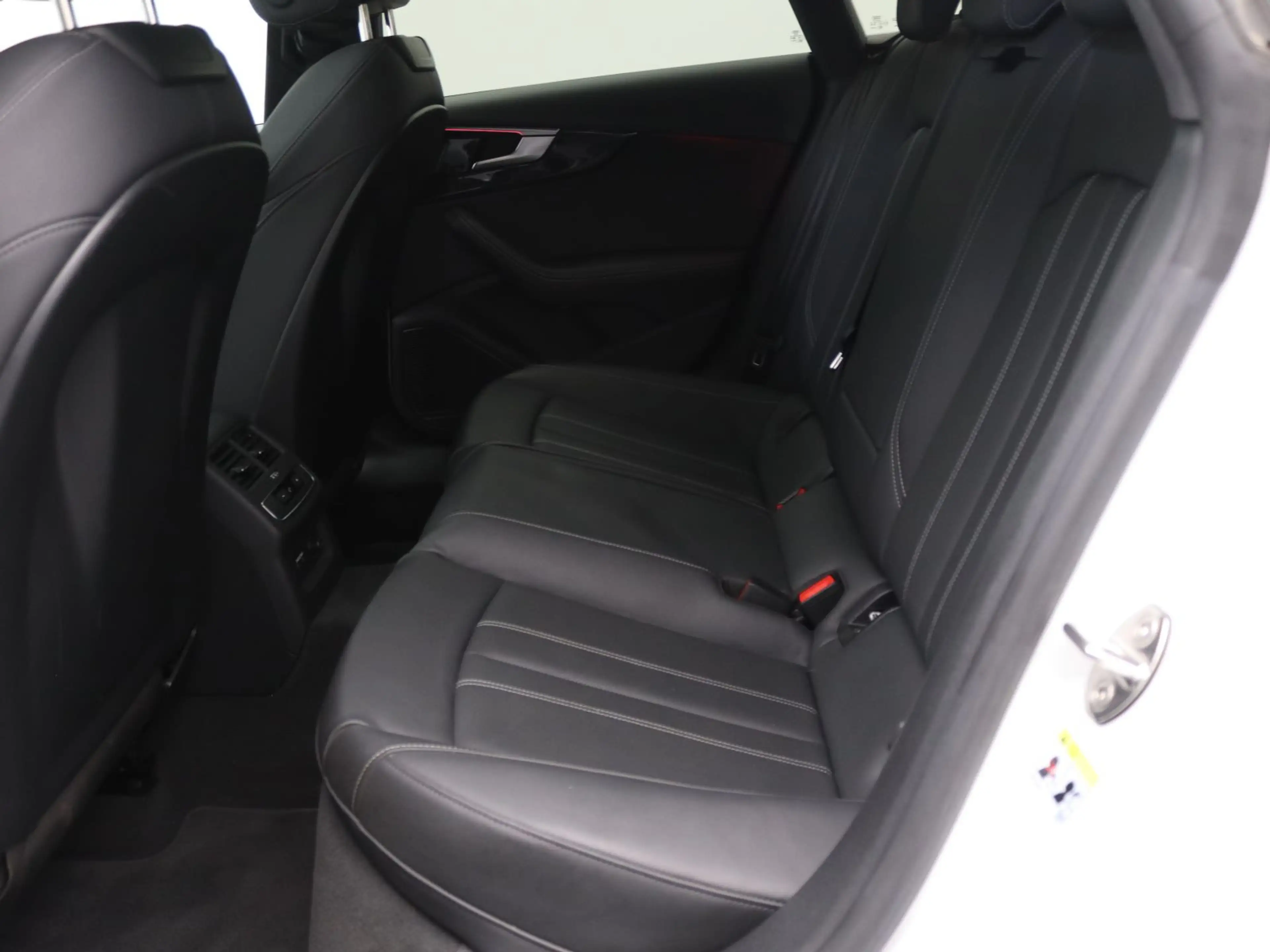 Audi A5 S-Line 45TFSI quattro / Pano, Laser — photo 10