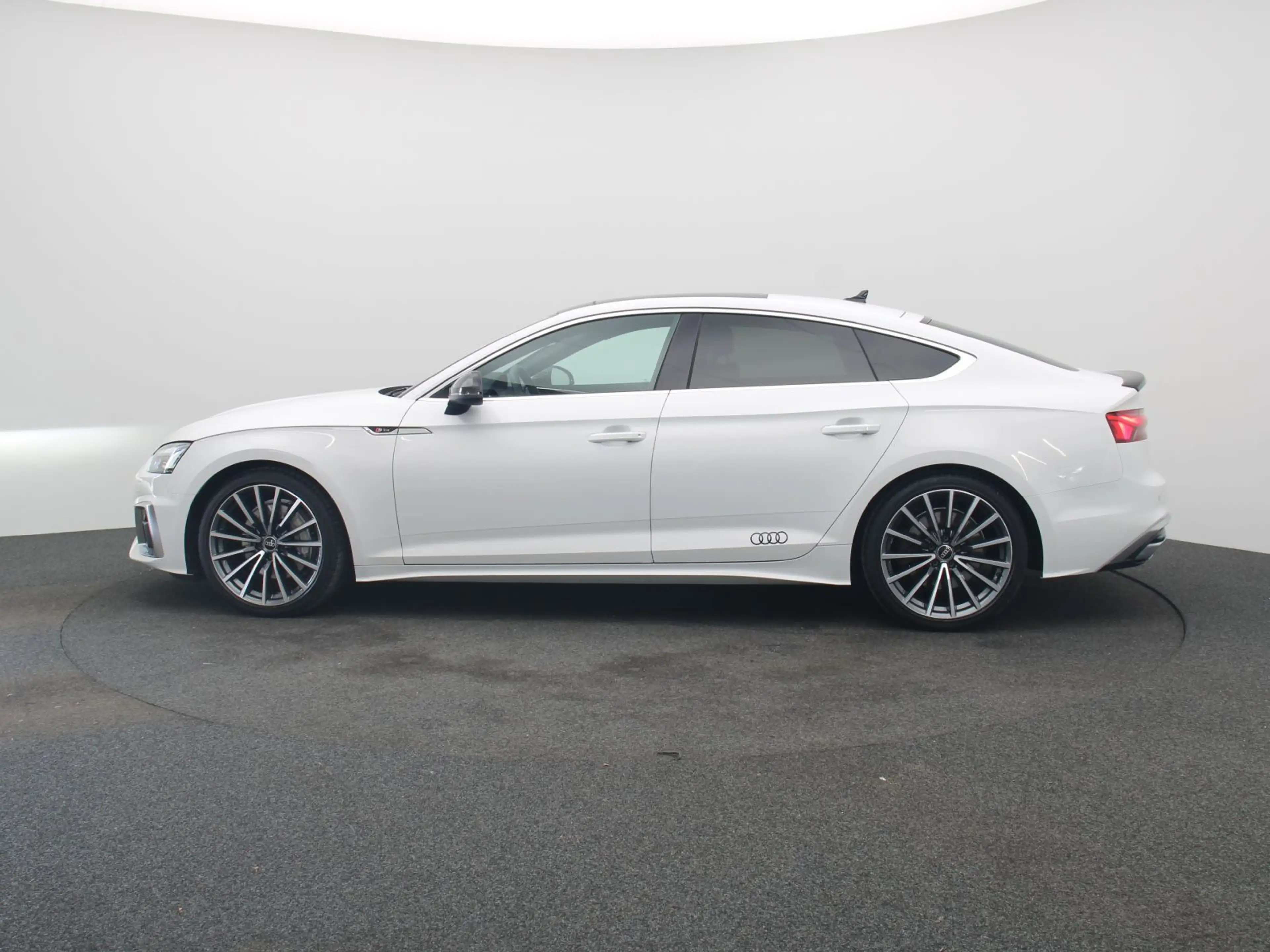 Audi A5 S-Line 45TFSI quattro / Pano, Laser — photo 4