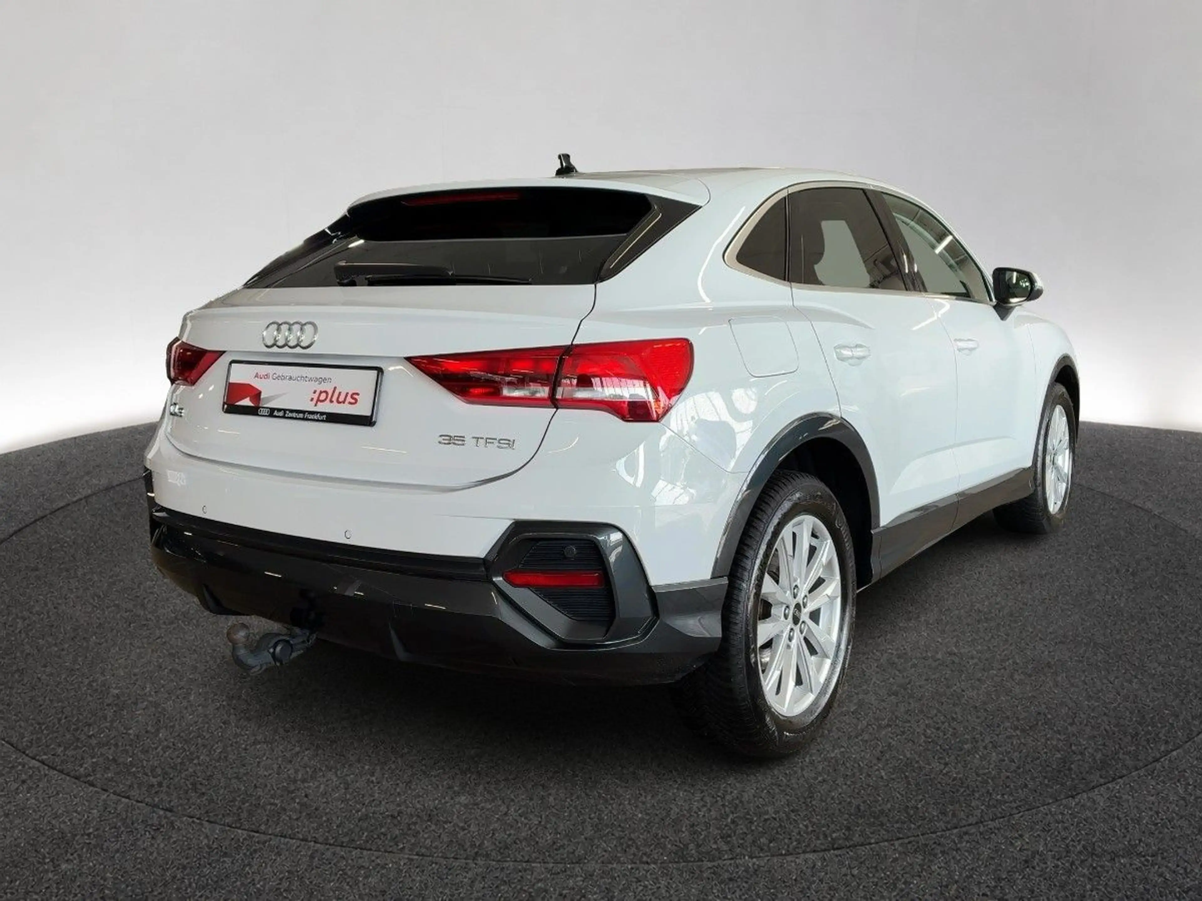Audi Q3 35 TFSI S tronic AHK VirtualCockpit — photo 3