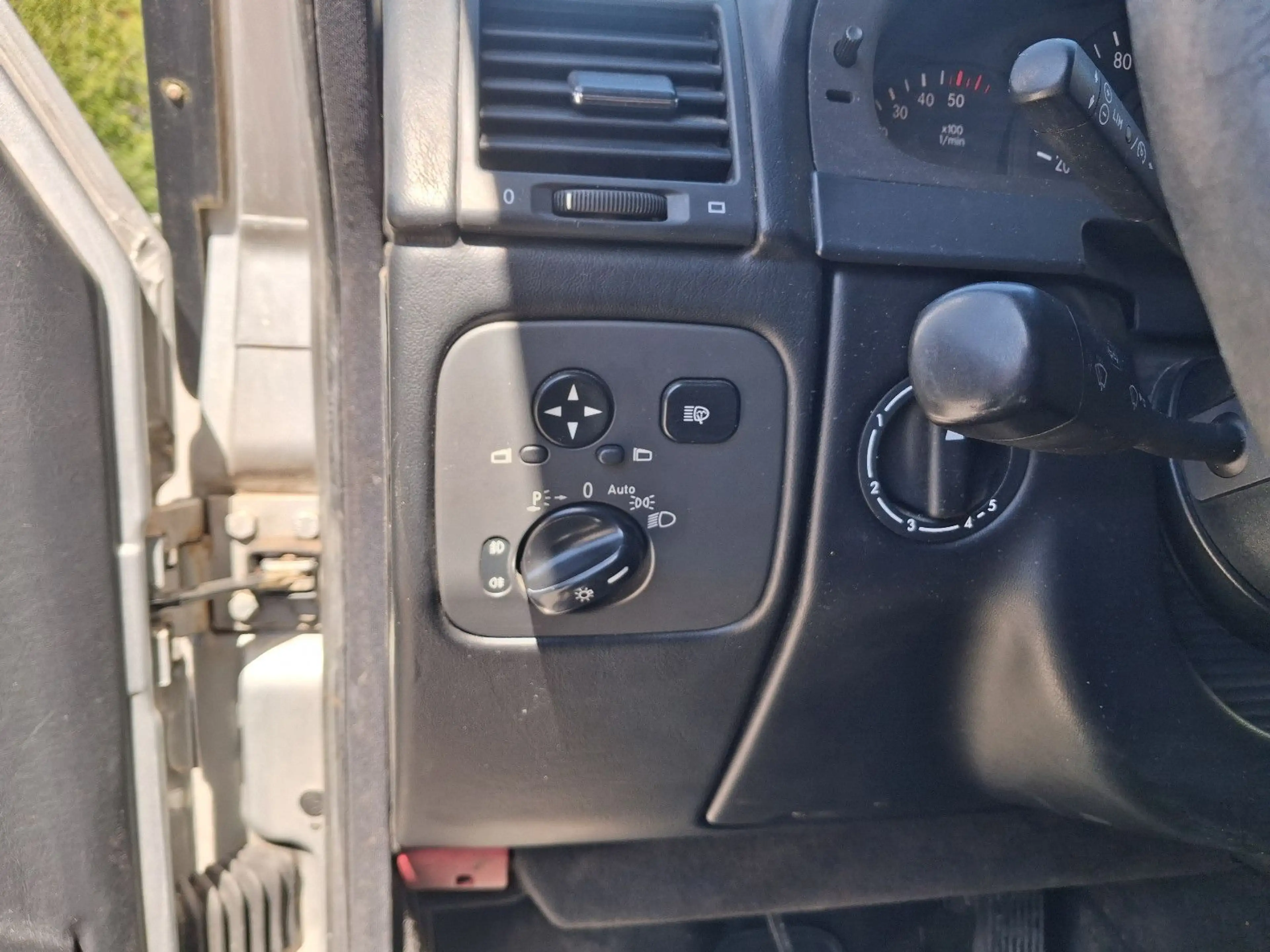 Mercedes-Benz G 270 CDI Station Wagon — photo 13