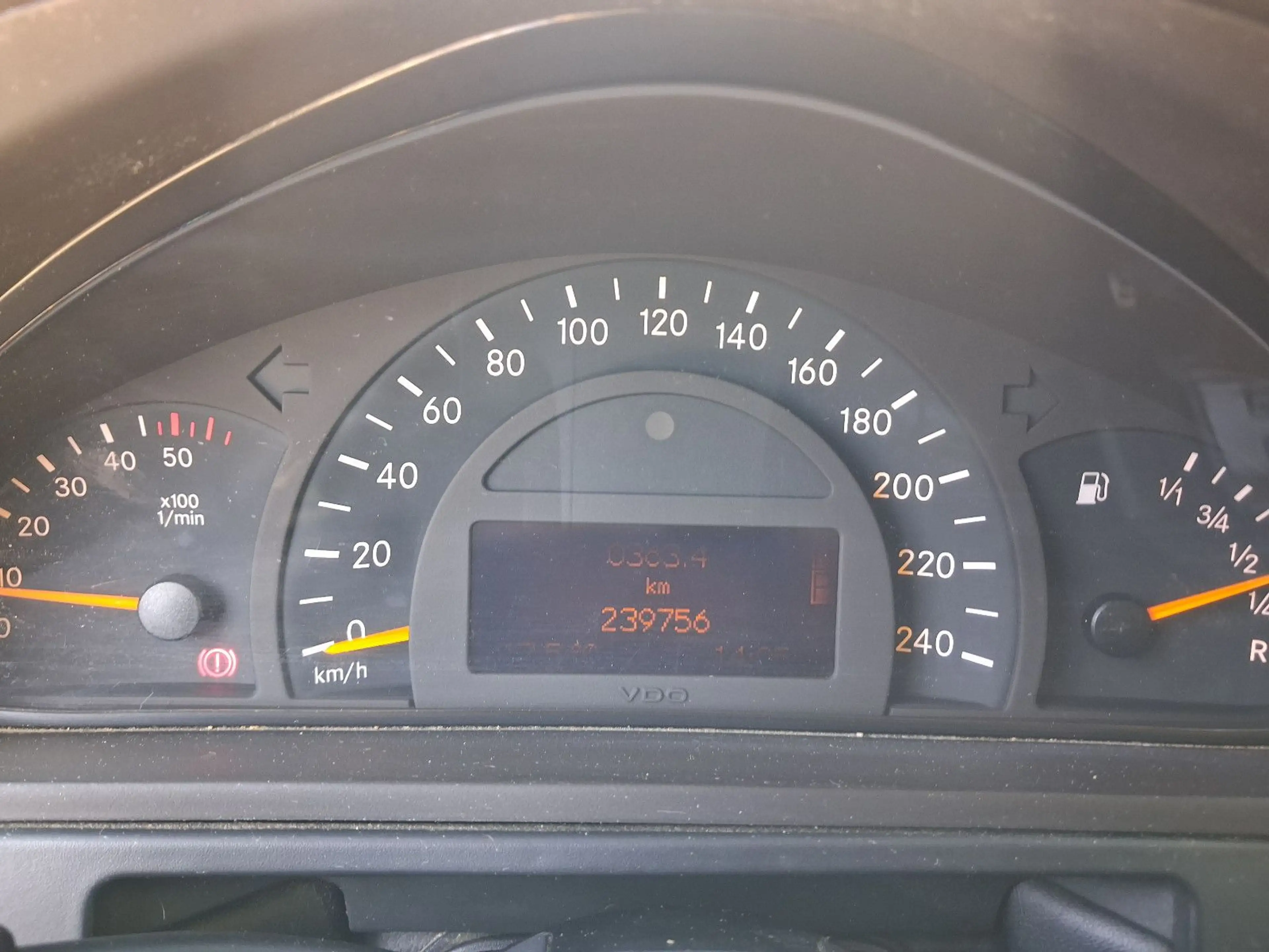 Mercedes-Benz G 270 CDI Station Wagon — photo 14
