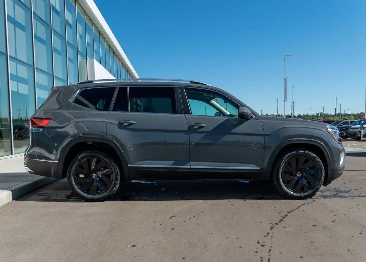 Volkswagen Atlas снимка Volkswagen Atlas